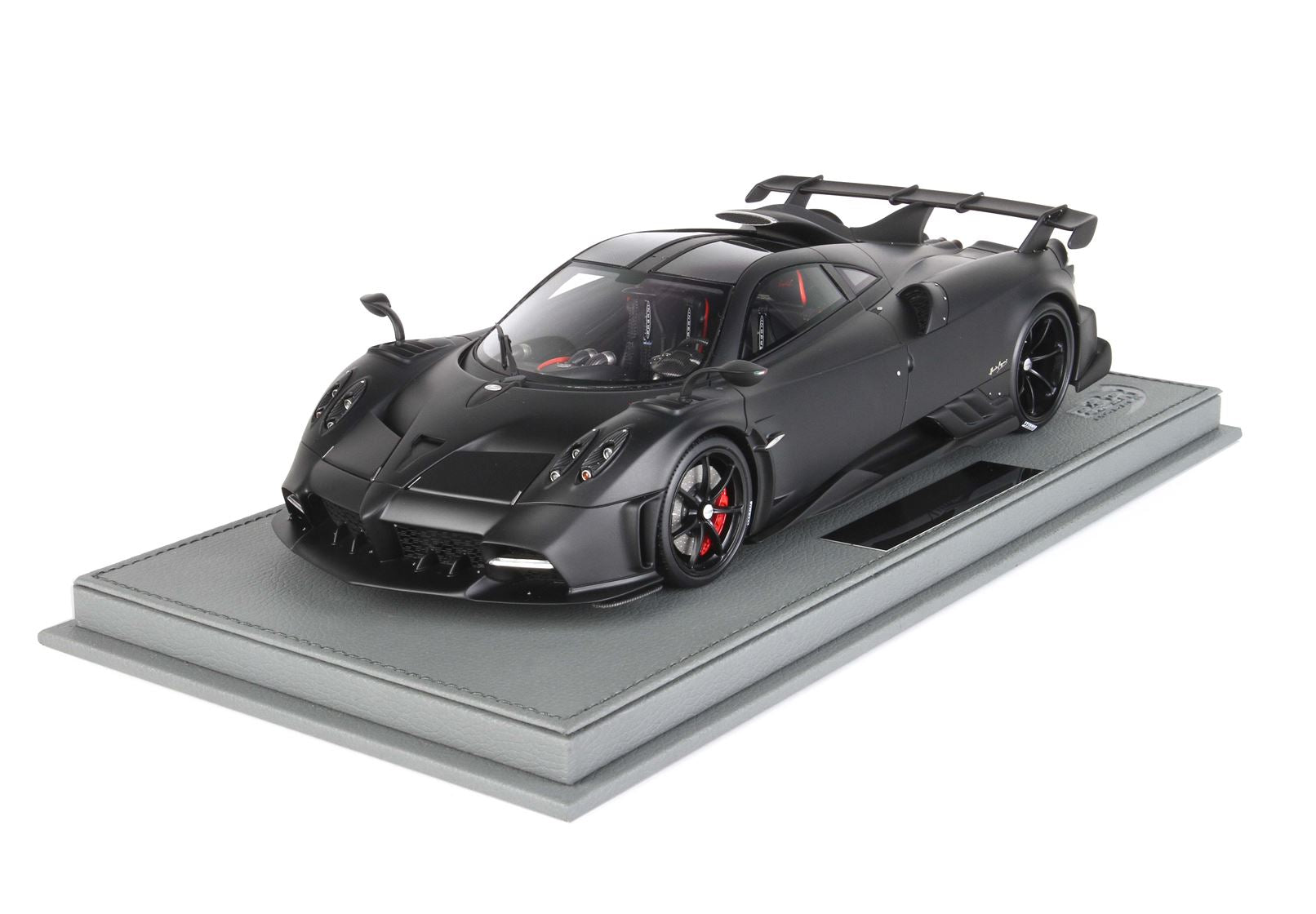Pagani Imola - matte black - 1:18