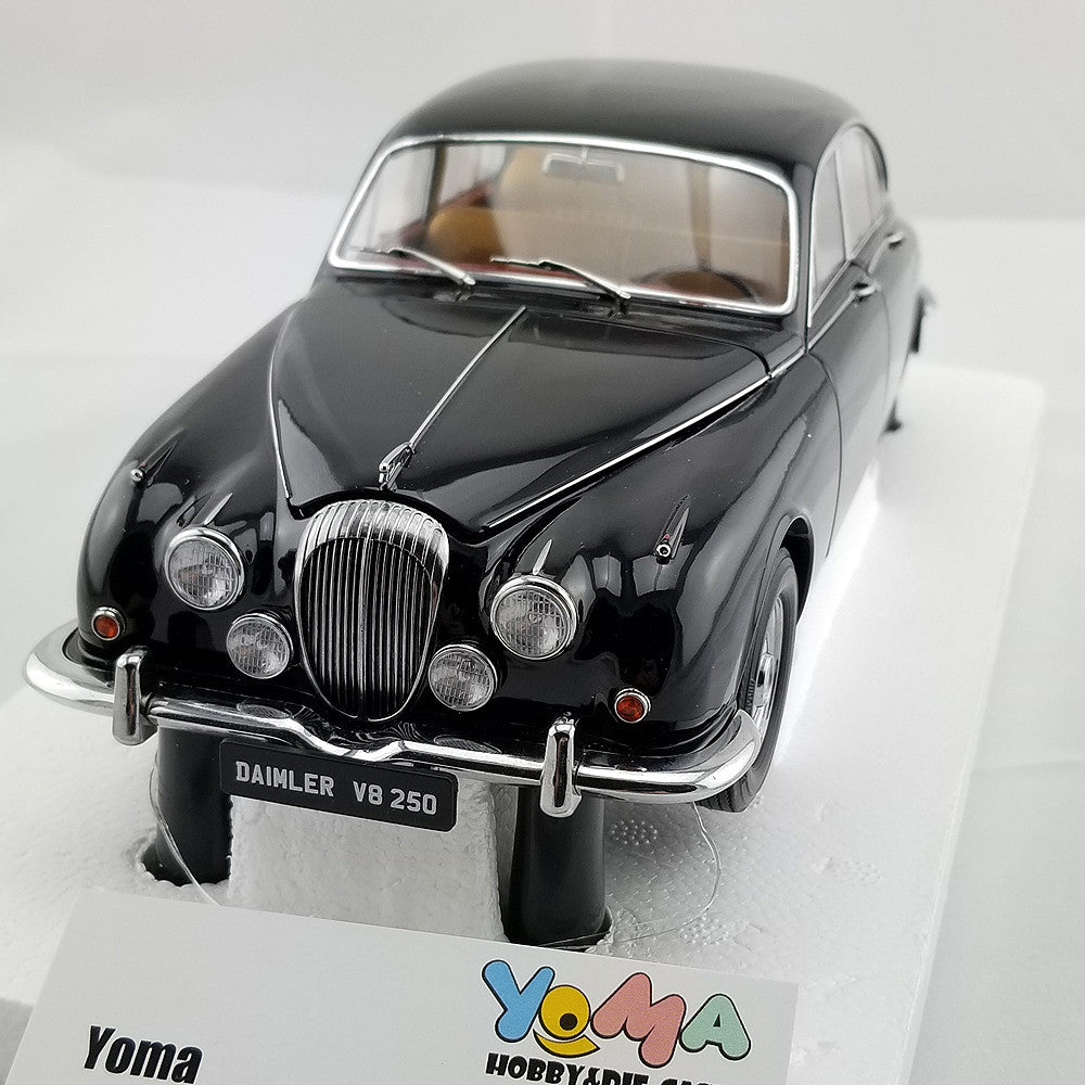 Paragon 1:18 1967 Jaguar MK2 Daimler V8 250 Black PA-98311