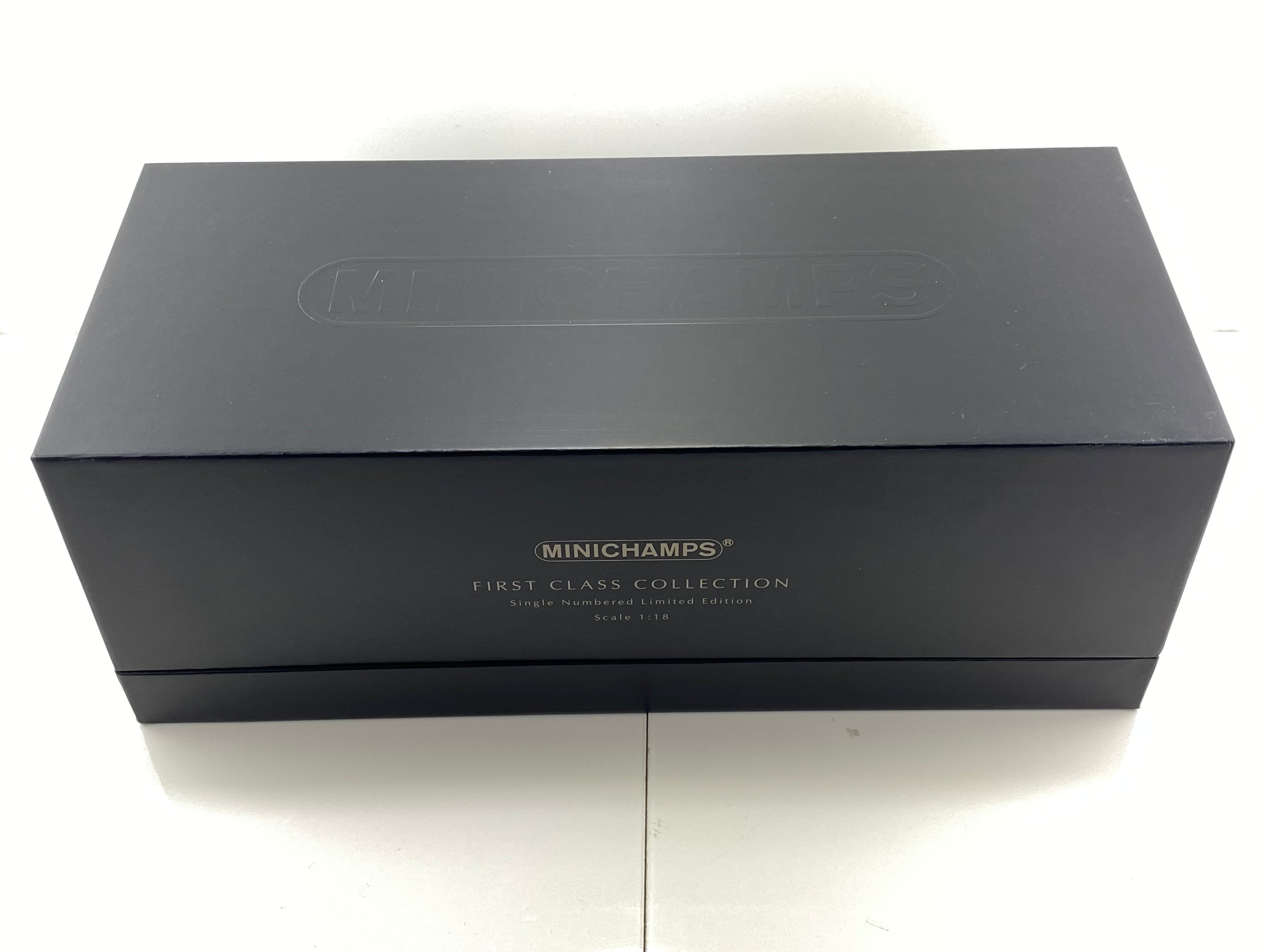 Minichamps 1:18 MASERATI MISTRAL SPYDER – 1964 – BLACK L.E. 999 pcs. 107123430 (Clearance Final Sale)