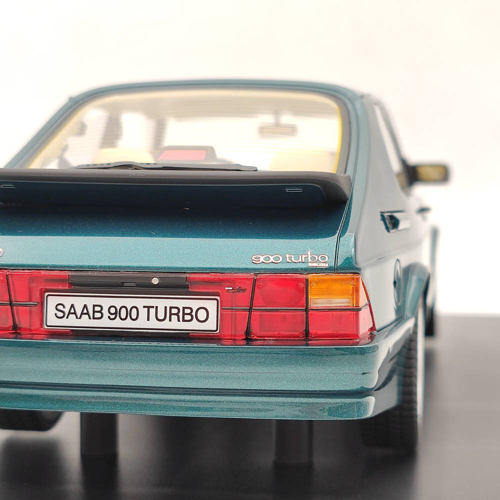DNA Collectibles 1/18 Saab 900 Turbo T16 Airflow Green DNA000095 Resin Model Car Toys Gift