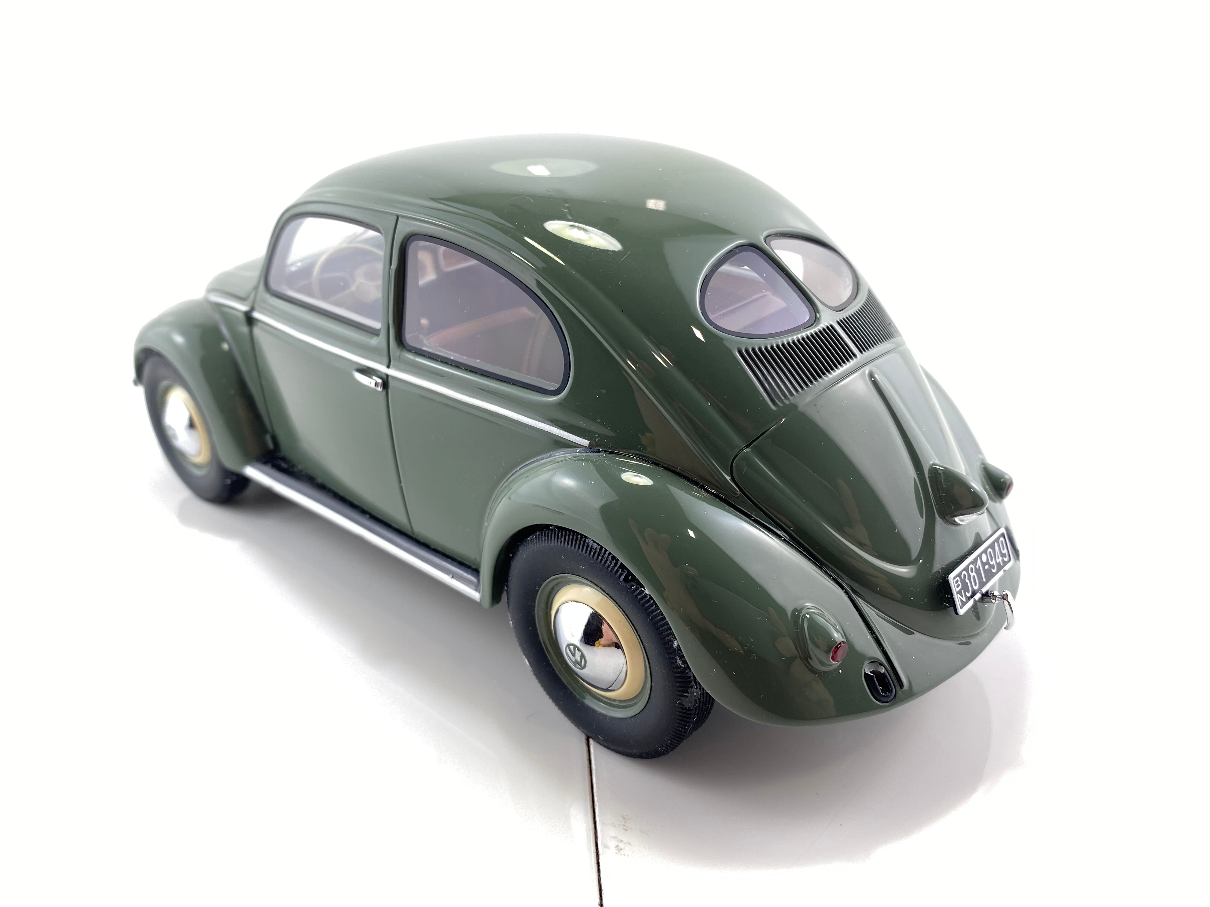 Minichamps 1:18 VOLKSWAGEN Beetle 1200 – 1949 – GREEN 107054000 (Clearance Final Sale)