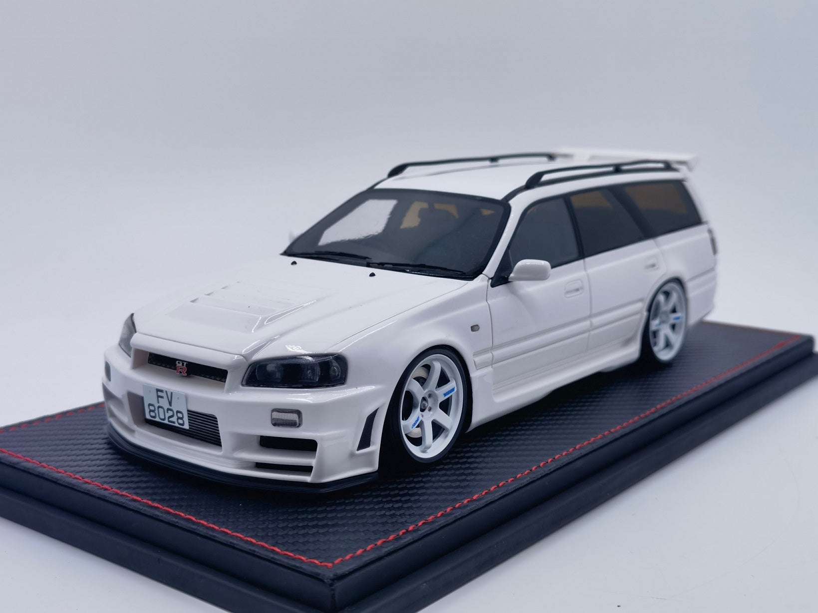 *PREORDER* Peako Models 1:18 Nissan Stagea (WC34 KAI) Customized Version with R34 Front in White