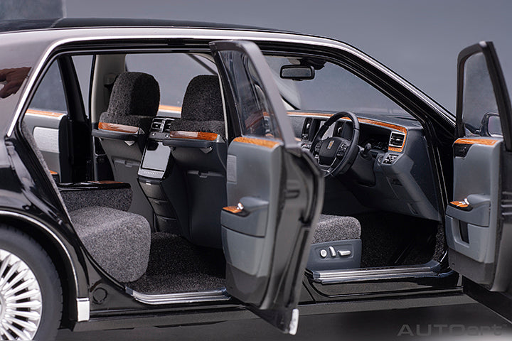 AUTOART 1:18 TOYOTA CENTURY 2018 (BLACK) 78762