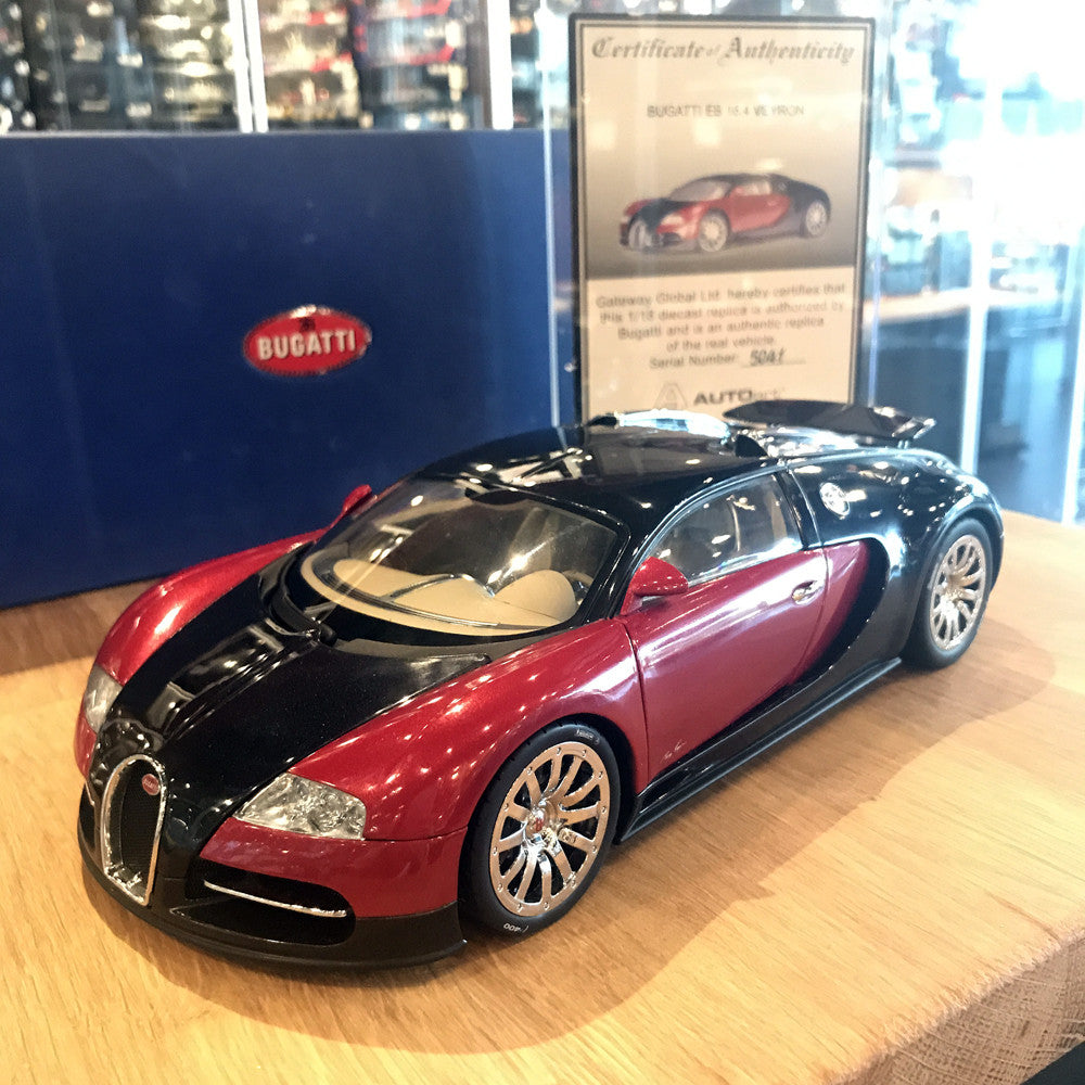 AUTOart 1:18 Bugatti EB 16.4 Veyron (FrankFurt 2001)  red/black first version 70901