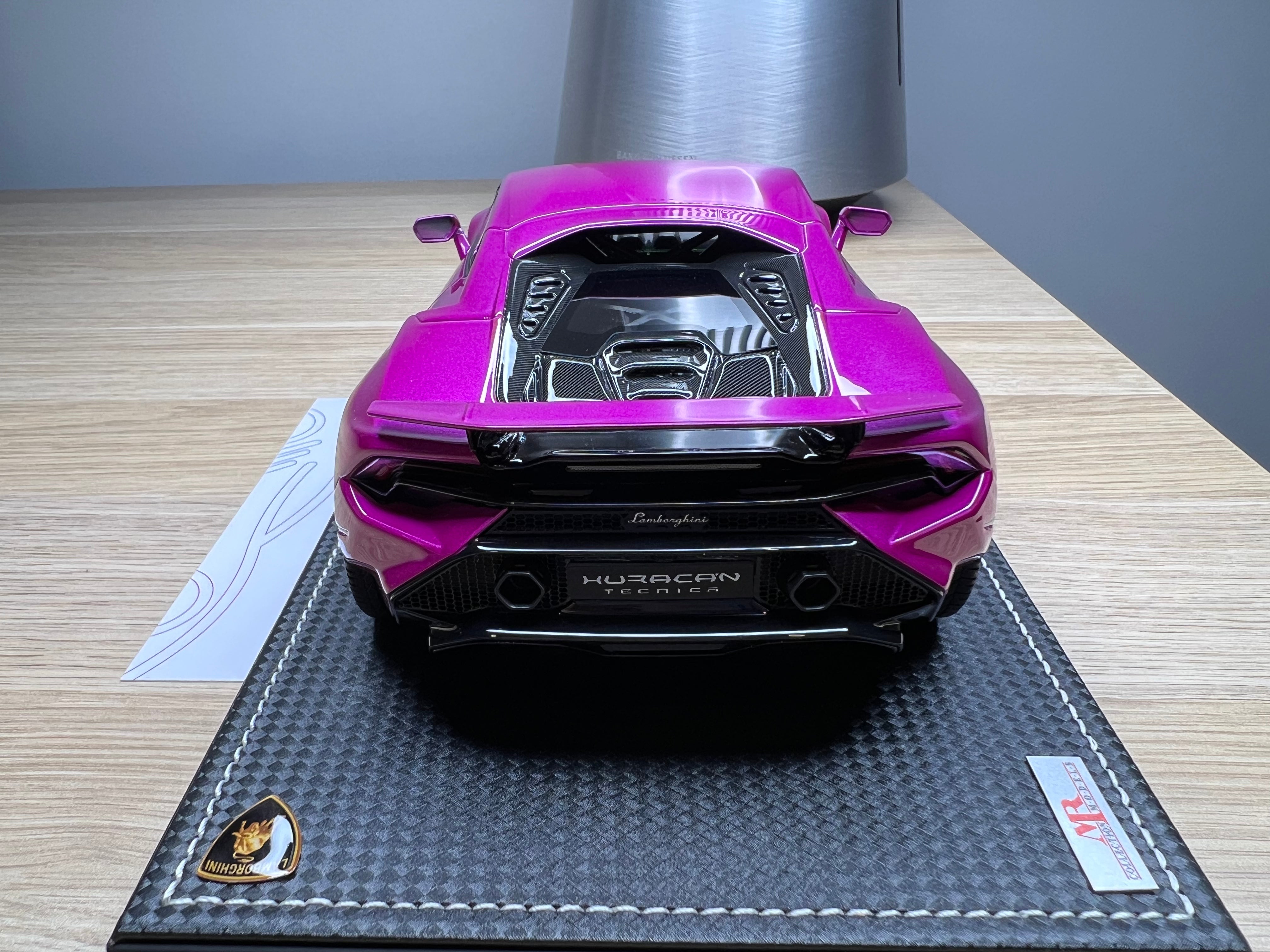 Lamborghini Huracan Tecnica - metallic purple - Limited Edition 1 of 1 - 1:18