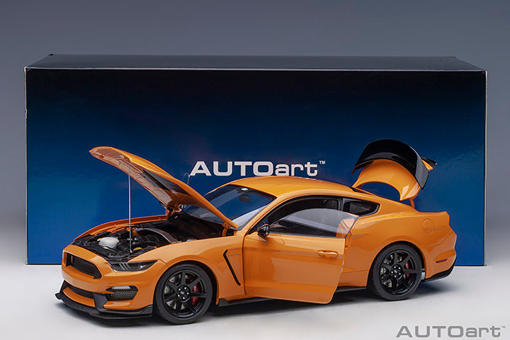 AUTOart 1:18 FORD SHELBY GT-350R (FURY ORANGE) 72929