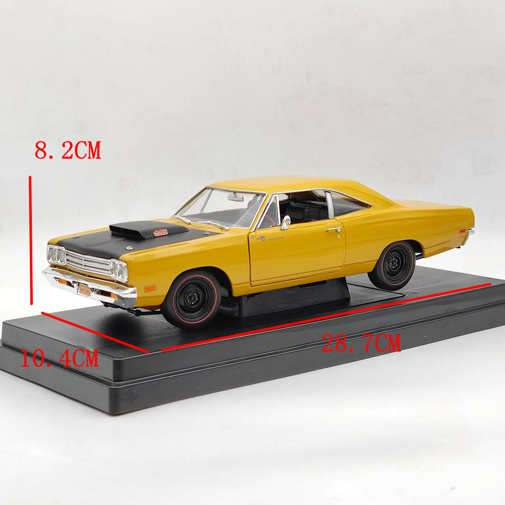 1:18 SUPERCAR Plymouth Roadrunner 1969 1/2 440 6BBL VERSION #29555P Diecast Car Toy Gift