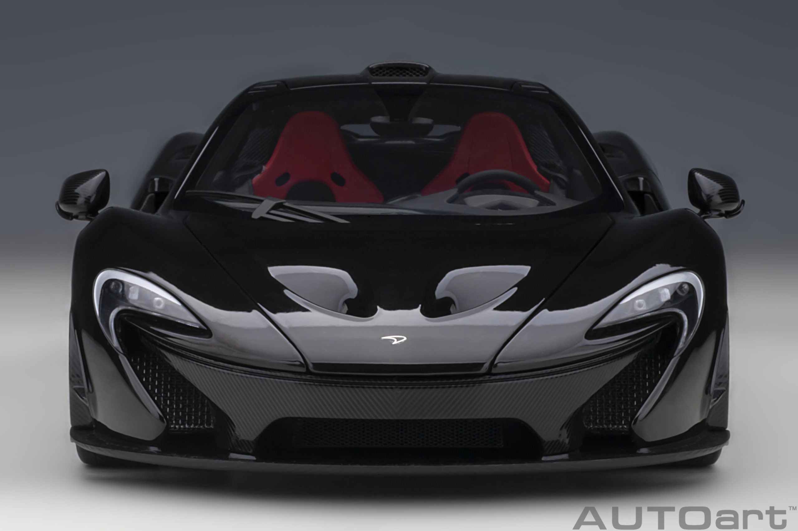 AUTOart 1:18 McLaren P1 (Fire Black) 76065