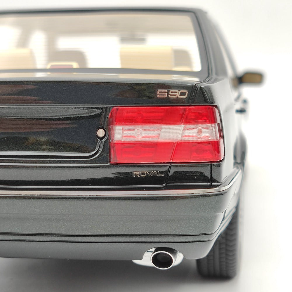 DNA Collectibles 1/18 Volvo S90 Royal Level 3 1998 DNA000090 Resin Model Green Toy Car Gift