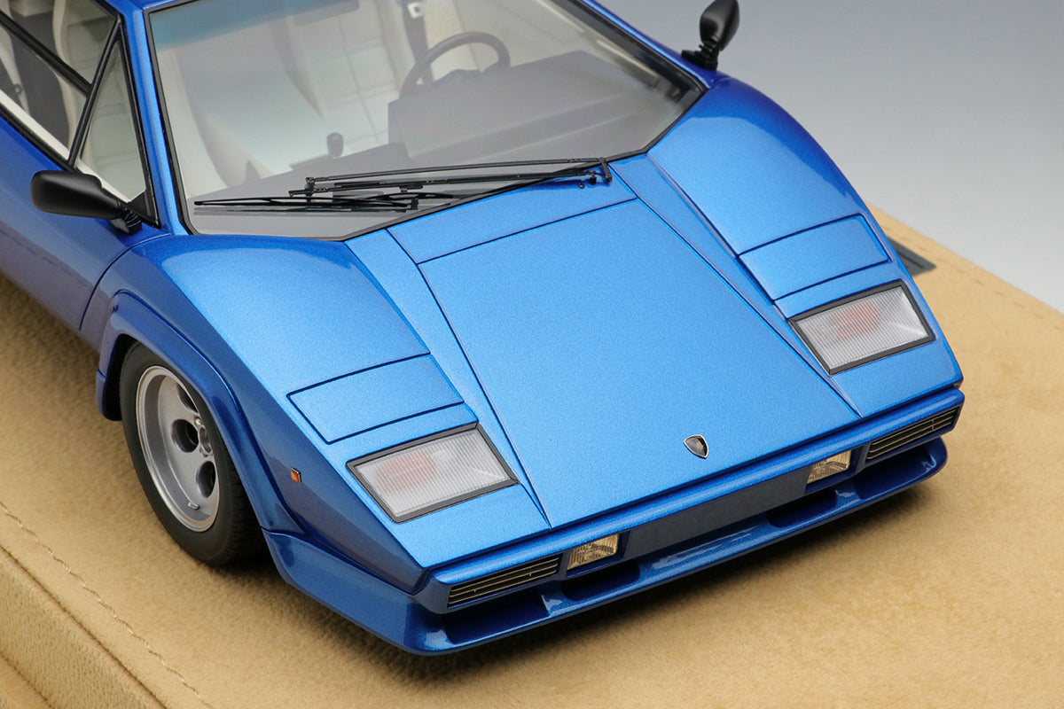 Lamborghini Countach LP5000S 1982 - metallic blue - 1:18