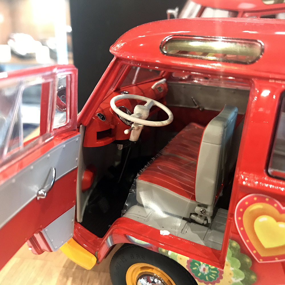 Schuco 1:18 Volkswagen T1 Samba 