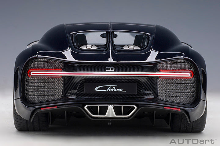 BUGATTI CHIRON 2017 (GLACIER WHITE/ATLANTIC BLUE)