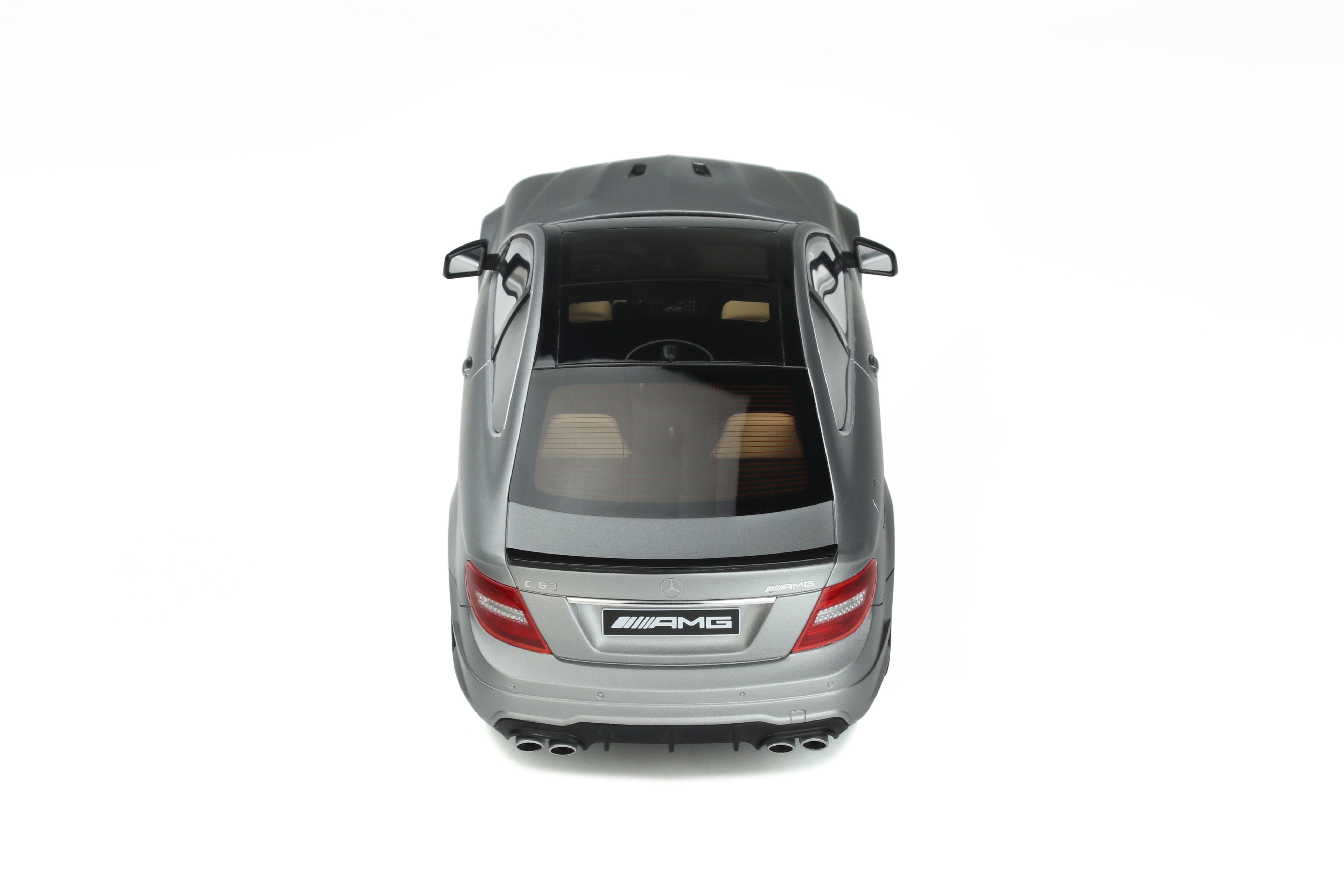 GT Spirit 1:18 Mercedes-Benz C63 AMG Edition 507 Designo Platinum Magno 2014 GT381