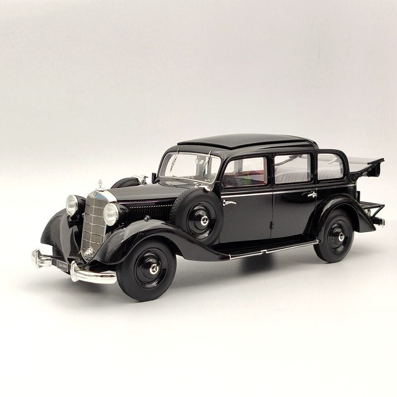 1:18 Triple9 Mercedes-Benz 260D W138 Pullman Landaulet 1936 Black 1800103 Resin Models Limited Edition Auto Toys Car Collection