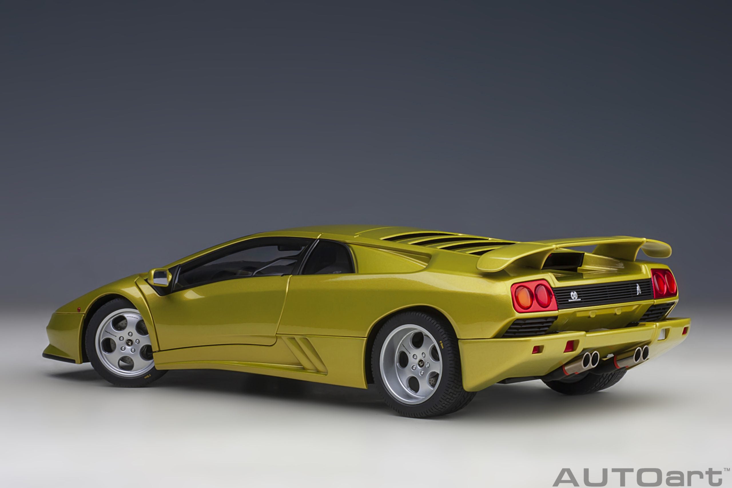 AUTOart 1:18 Lamborghini Diablo SE 30th Anniversary Edition (Giallo Spyder) 79157