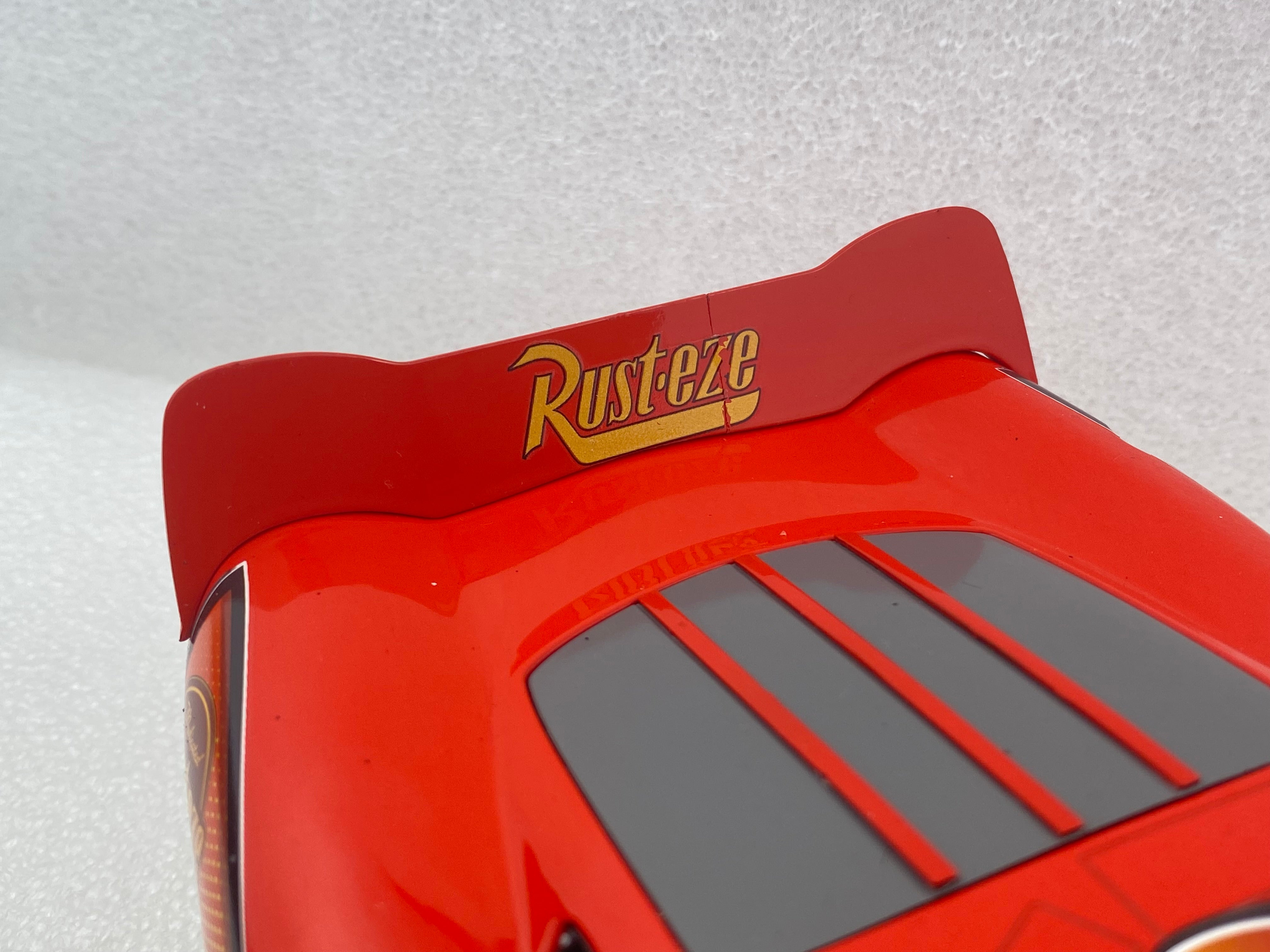 Schuco 1:18 Disney Lightning McQueen Movie Car With Showcase 450036000 (Clearance Final Sale)