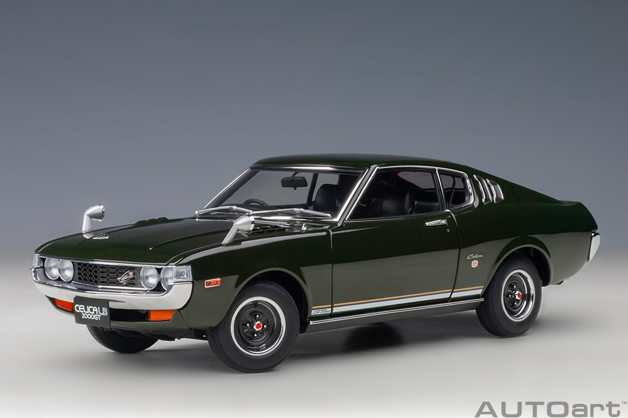 AUTOart 1:18 Toyota Celica Liftback 2000GT (RA25) 1973 (Moss Green) 78768