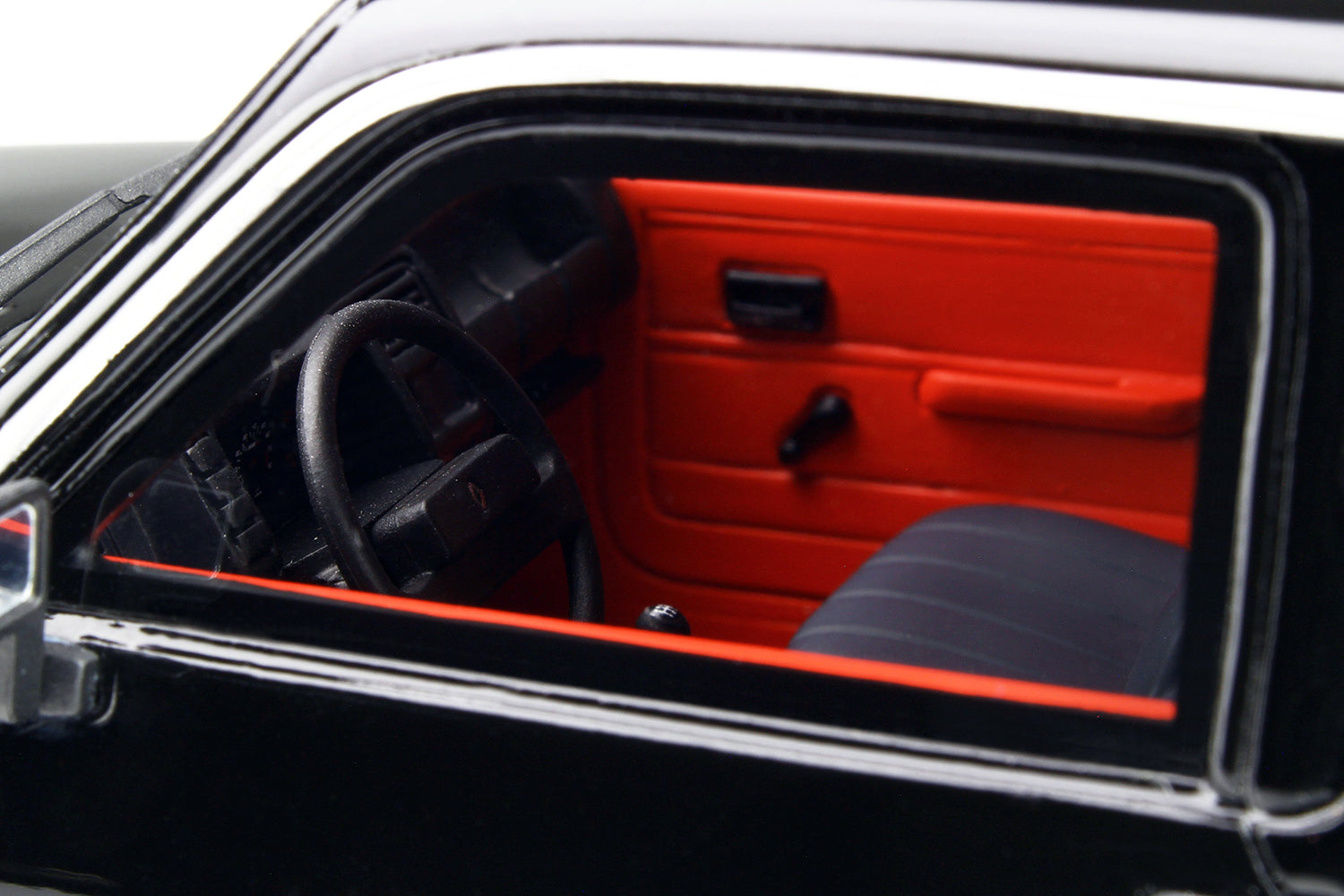 OTTO 1/18 Renault 5 Le Car Van 1980 Black OT555