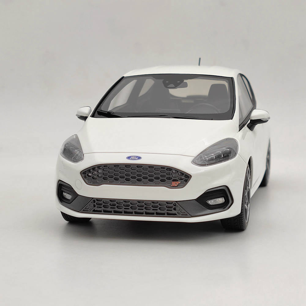 DNA Collectibles 1/18 Ford Fiesta ST 2020 DNA000142 Resin Model Limited White Toy Car