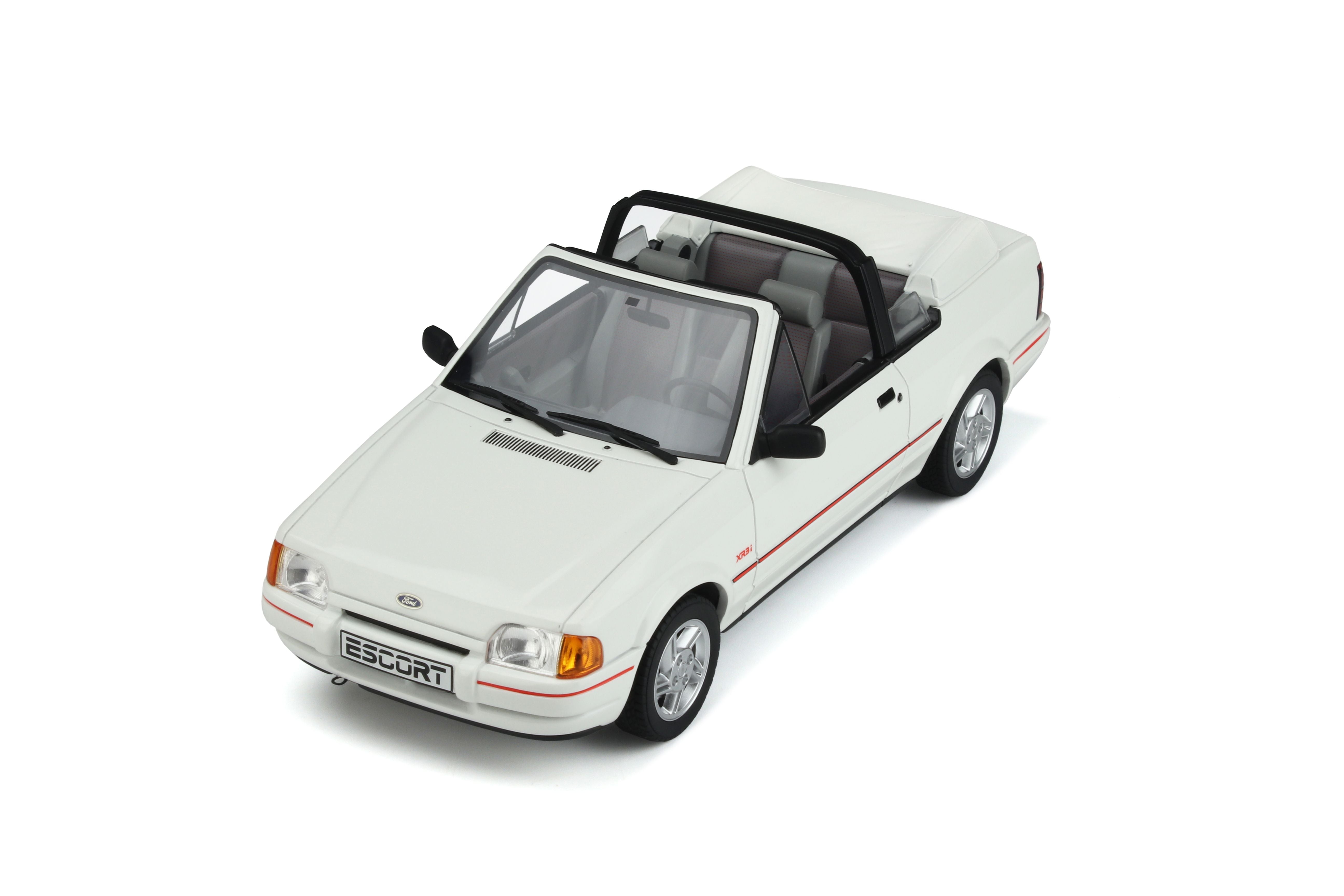 OTTO 1:18 1986 Ford Escort Mk4 XR3i Cabriolet Diamond White OT398