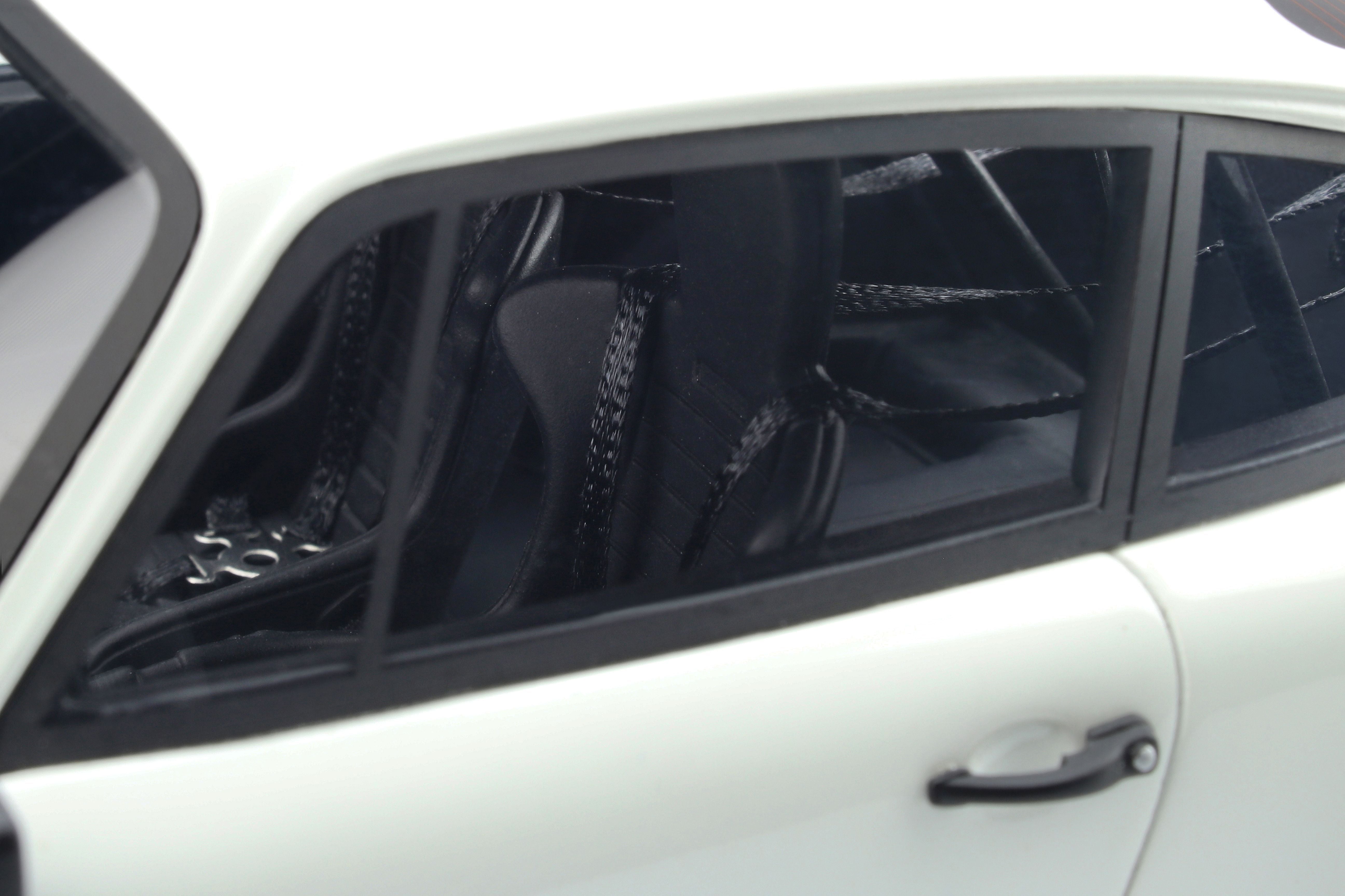 GT Spirit 1:18 Porsche 911 930 SC RS GT320