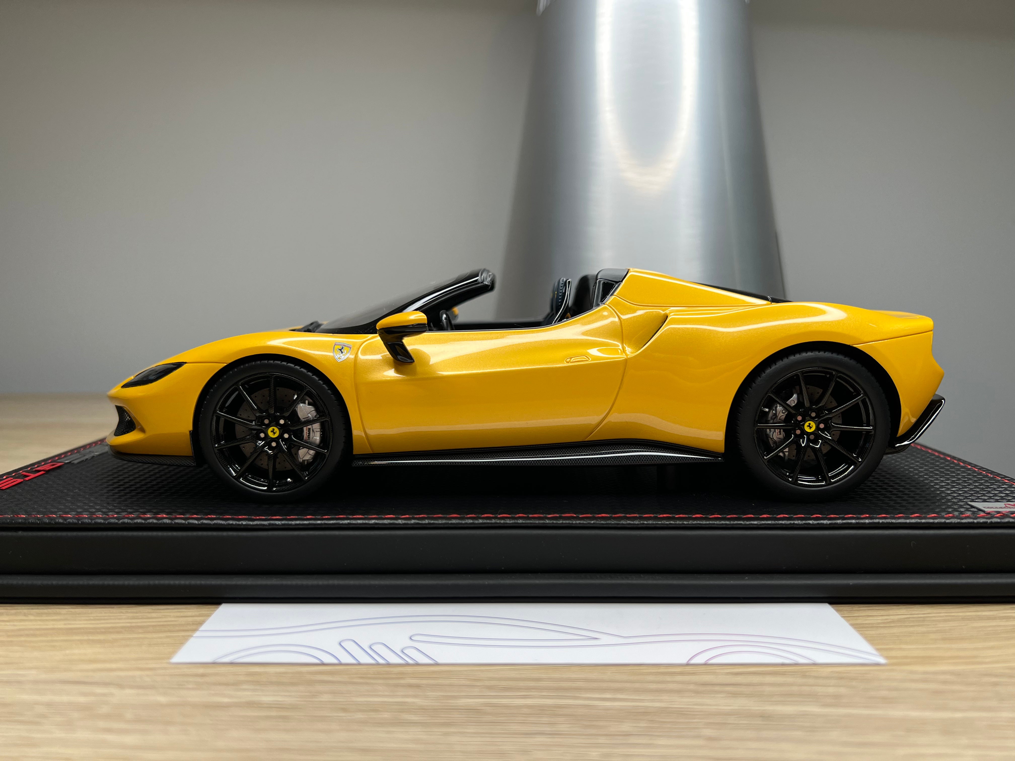 Ferrari 296 GTS - Giallo Tristrato LE25 - 1:18