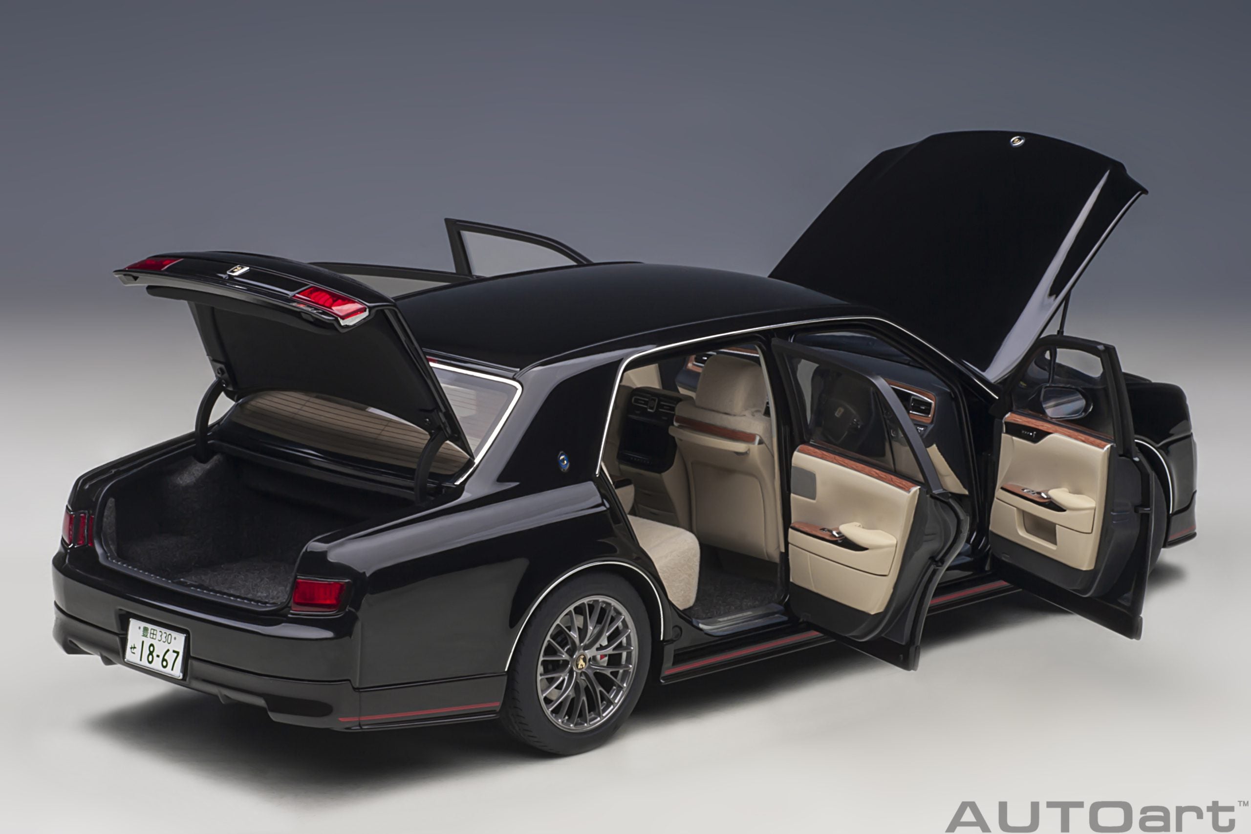 AUTOart 1:18 Toyota Century GRMN (Black) 78763