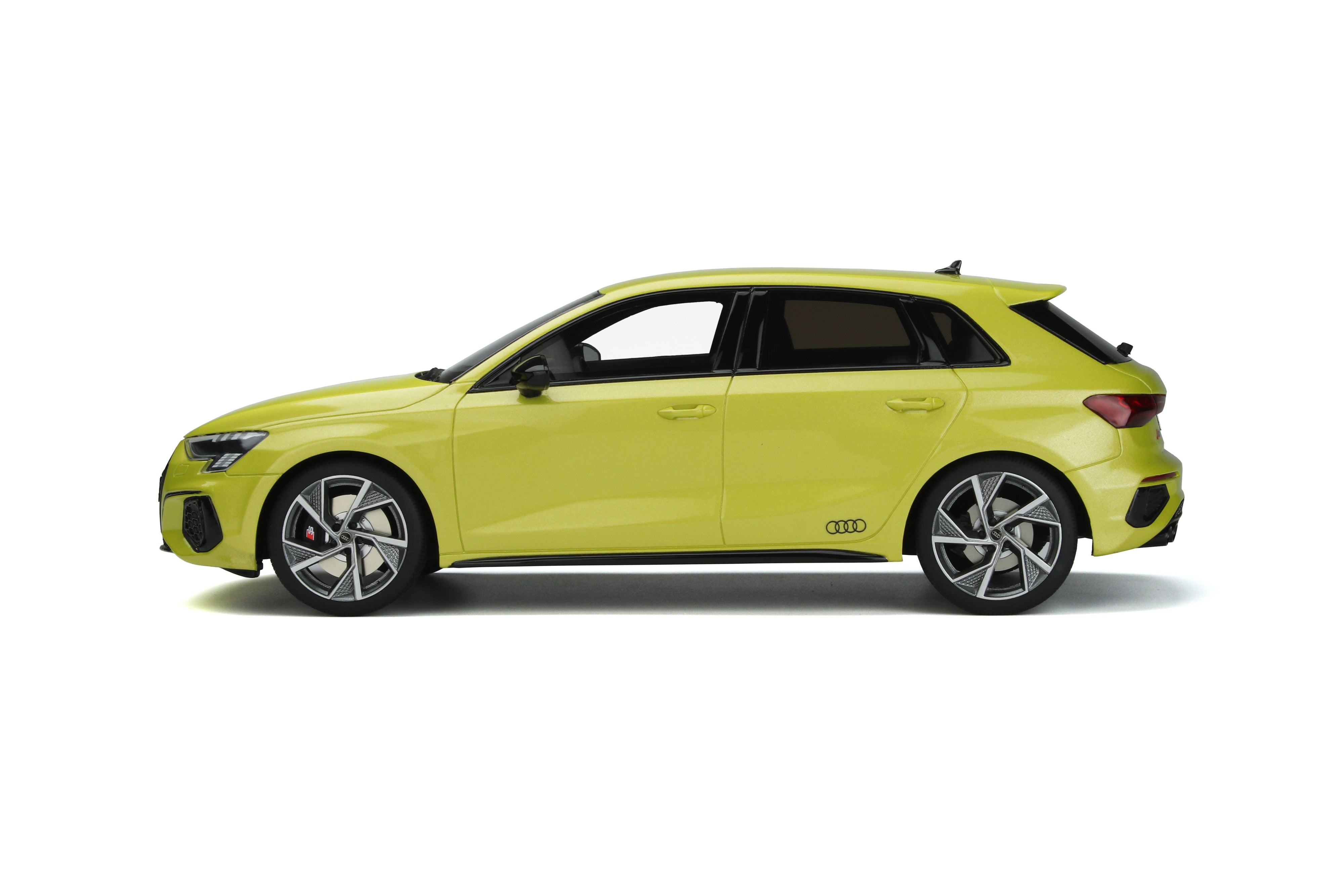 GT Spirit 1:18 2021 Audi S3 (8Y) Sportback Python yellow metallic GT364