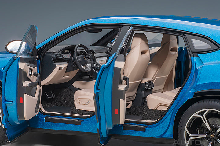 AUTOART 1:18 LAMBORGHINI URUS (BLU ELEOS/METALLIC BLUE) 79162