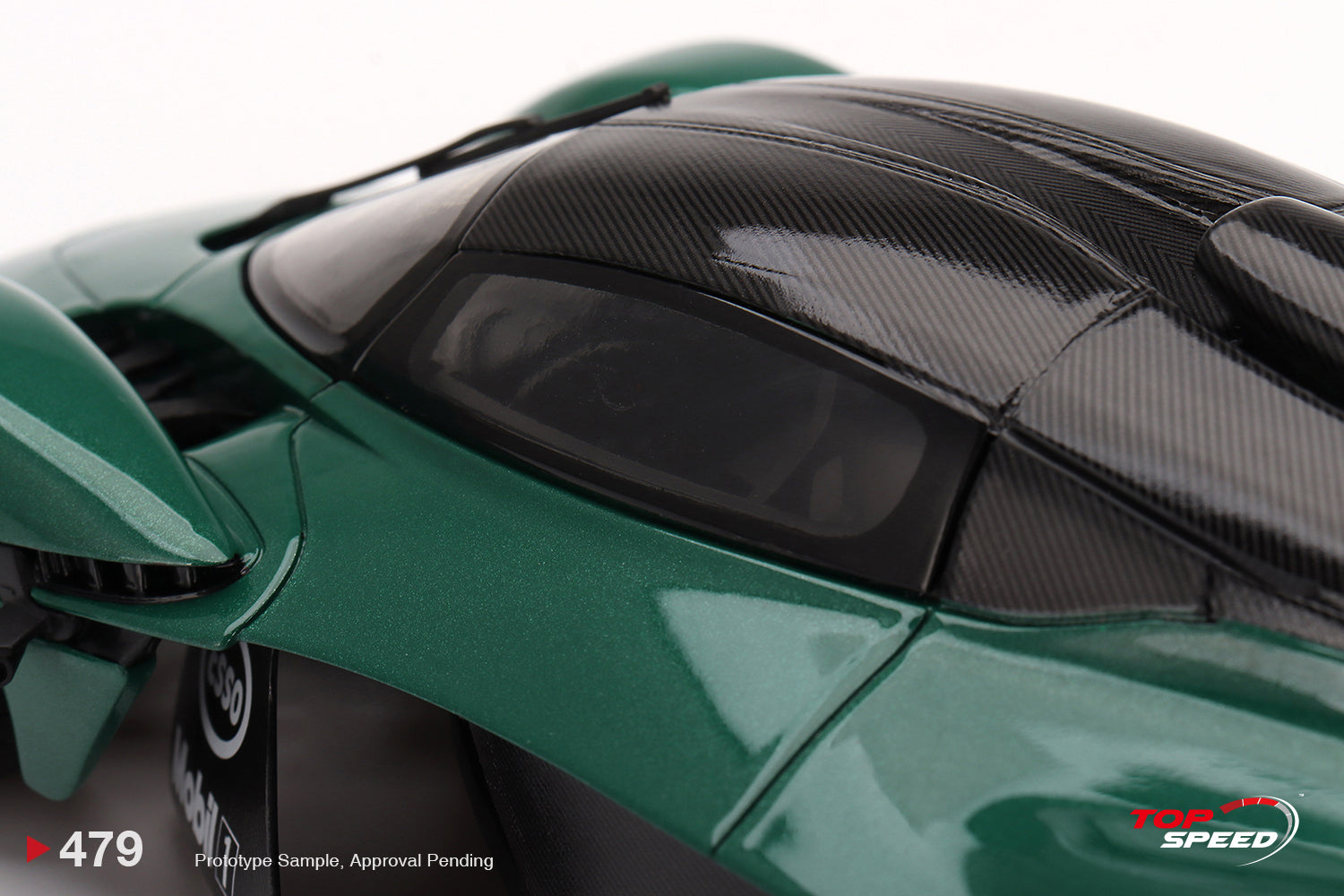 *PREORDER* TopSpeed Models 1:18 Aston Martin Valkyrie Aston Martin Racing Green