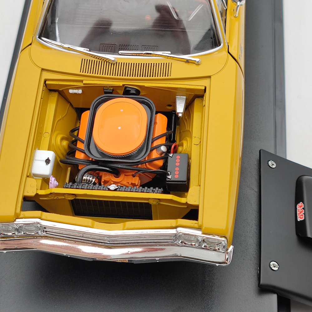 1:18 SUPERCAR Plymouth Roadrunner 1969 1/2 440 6BBL VERSION #29555P Diecast Car Toy Gift