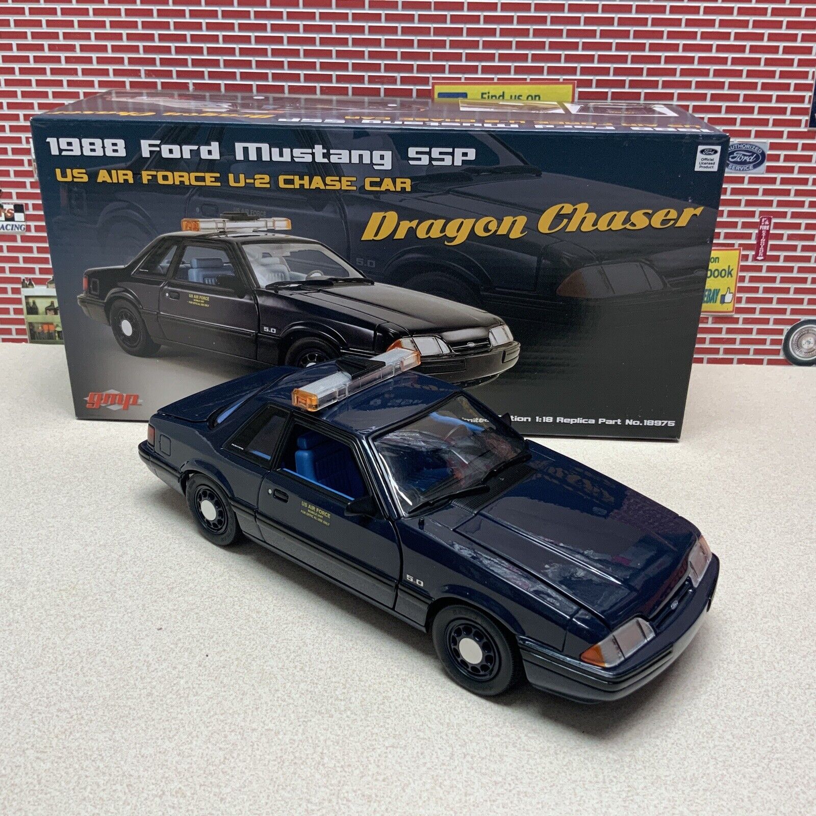 GMP 1:18 1988 Ford Mustang 5.0 SSP - U.S. Air Force U-2 Chase Car - Dragon Chaser GMP-18975