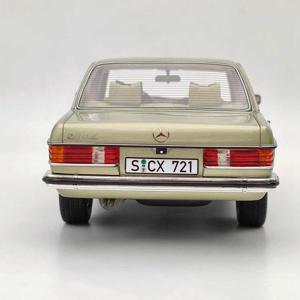 CULT 1:18 Mercedes-Benz 280E W123 1976 CML072-1 Resin Model Car Limited Green Toys Gift