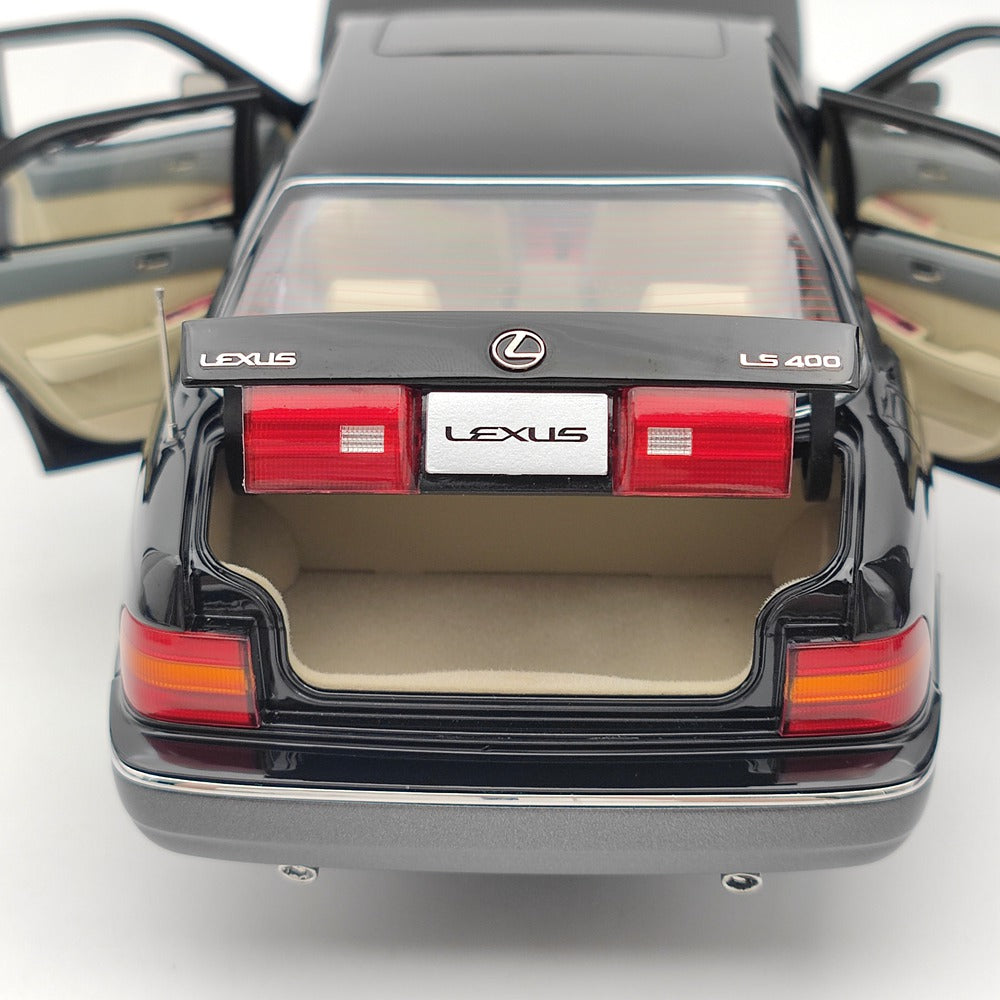 1:18 Toyota Lexus LS400 First Generation Diecast Model Collection Black & Gray