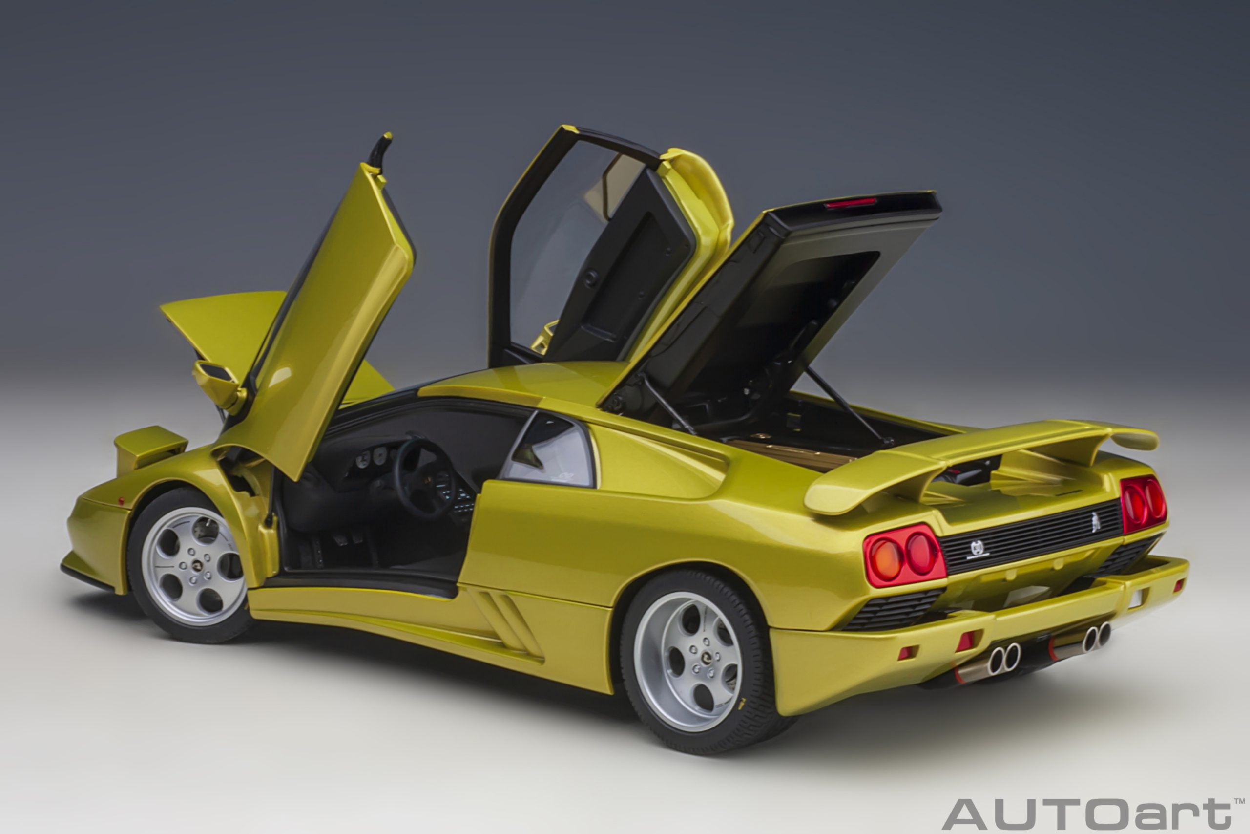 AUTOart 1:18 Lamborghini Diablo SE 30th Anniversary Edition (Giallo Spyder) 79157