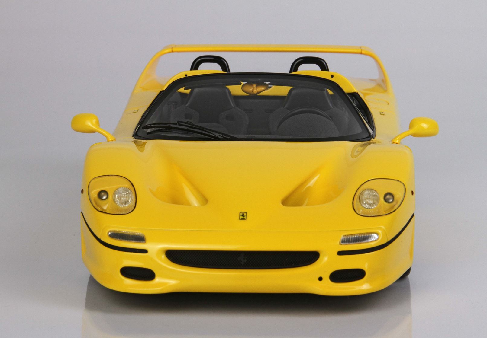 Ferrari F50 Spider - yellow - 1:18