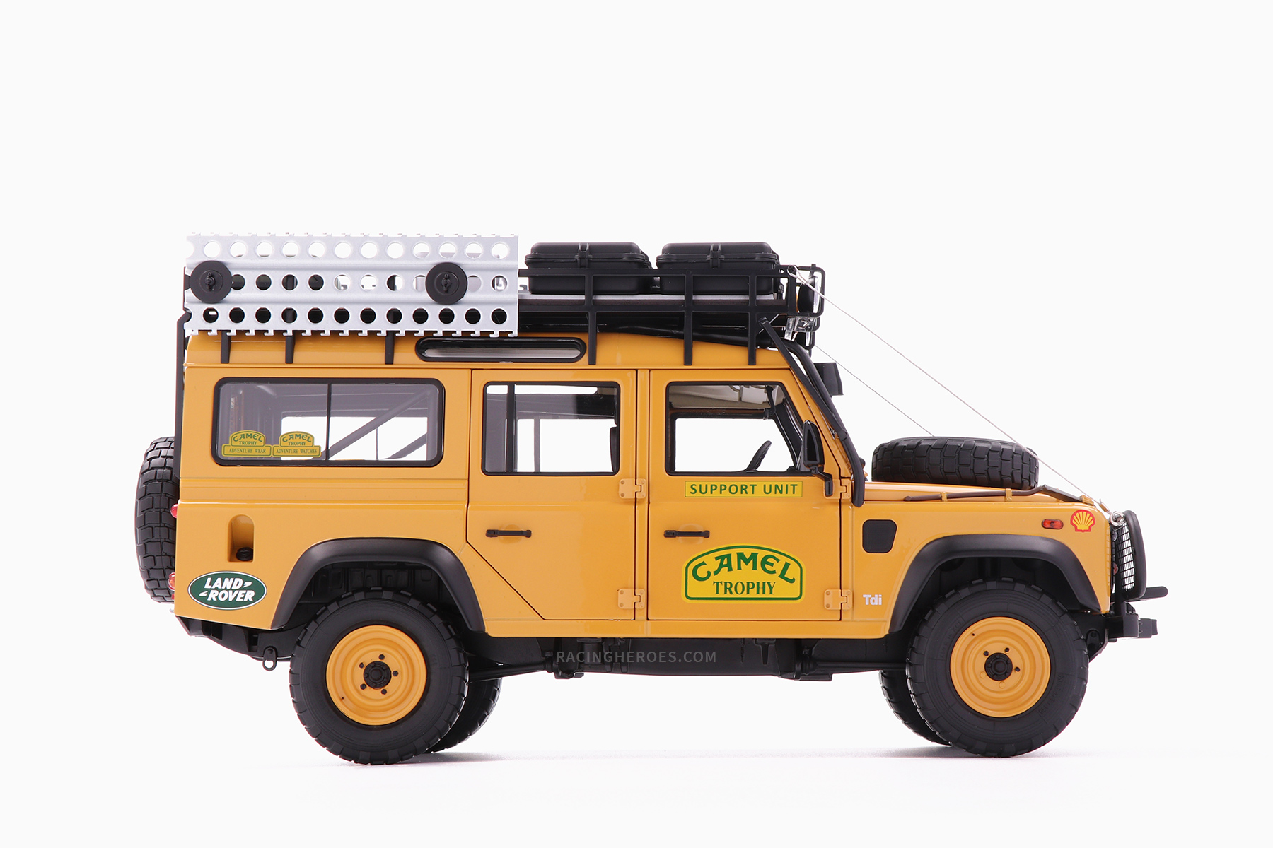 Land Rover Defender 110 “Camel Trophy” Sabah-Malaysia – 1993 1:18 by Almost Real