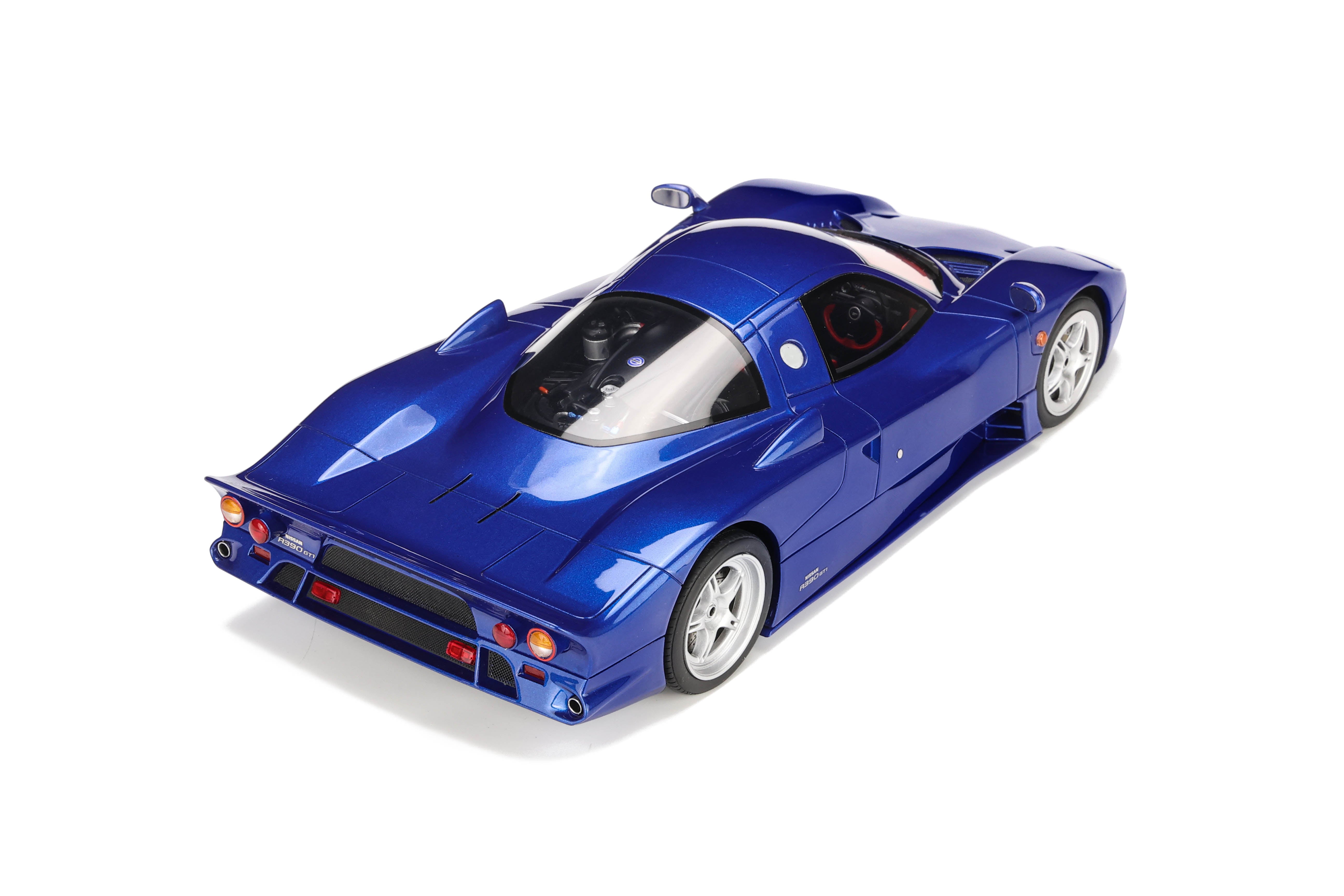 GT Spirit 1:18 Nissan R390 GT1 Road Car 1997 Blue GT403