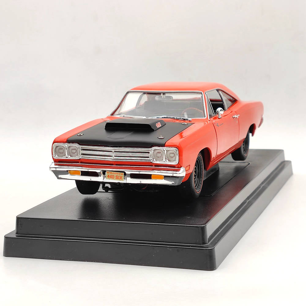 1:18 SUPERCAR Plymouth Roadrunner 1969 1/2 440 6BBL Diecast Model Edition Orange Toy Car Gift