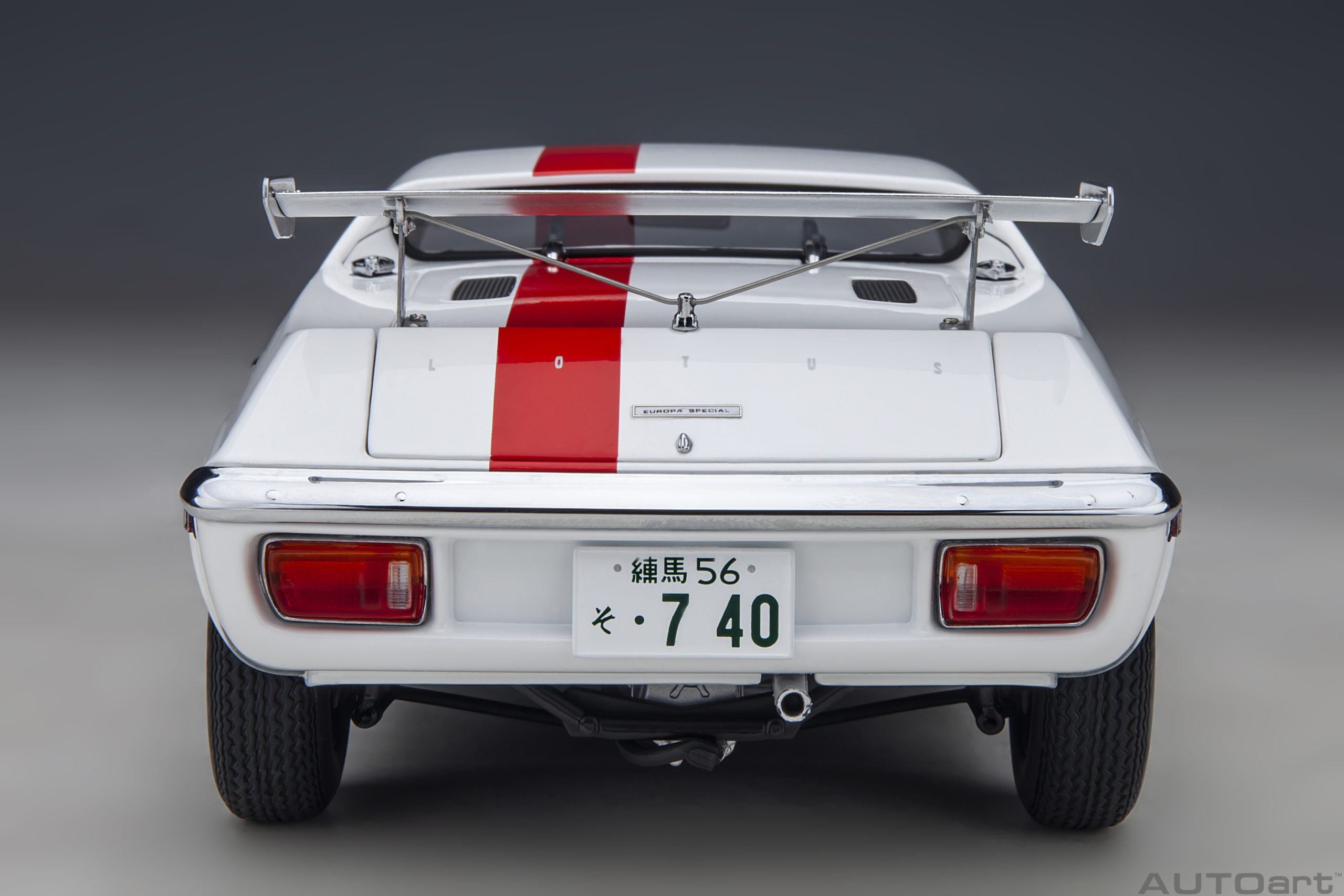 AUTOart 1:18 Lotus Europa Special “THE CIRCUIT WOLF” 75396