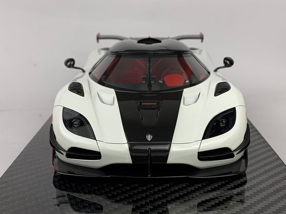 Frontiart 1:18 Koenigsegg Agera RS Pearl White F089-29