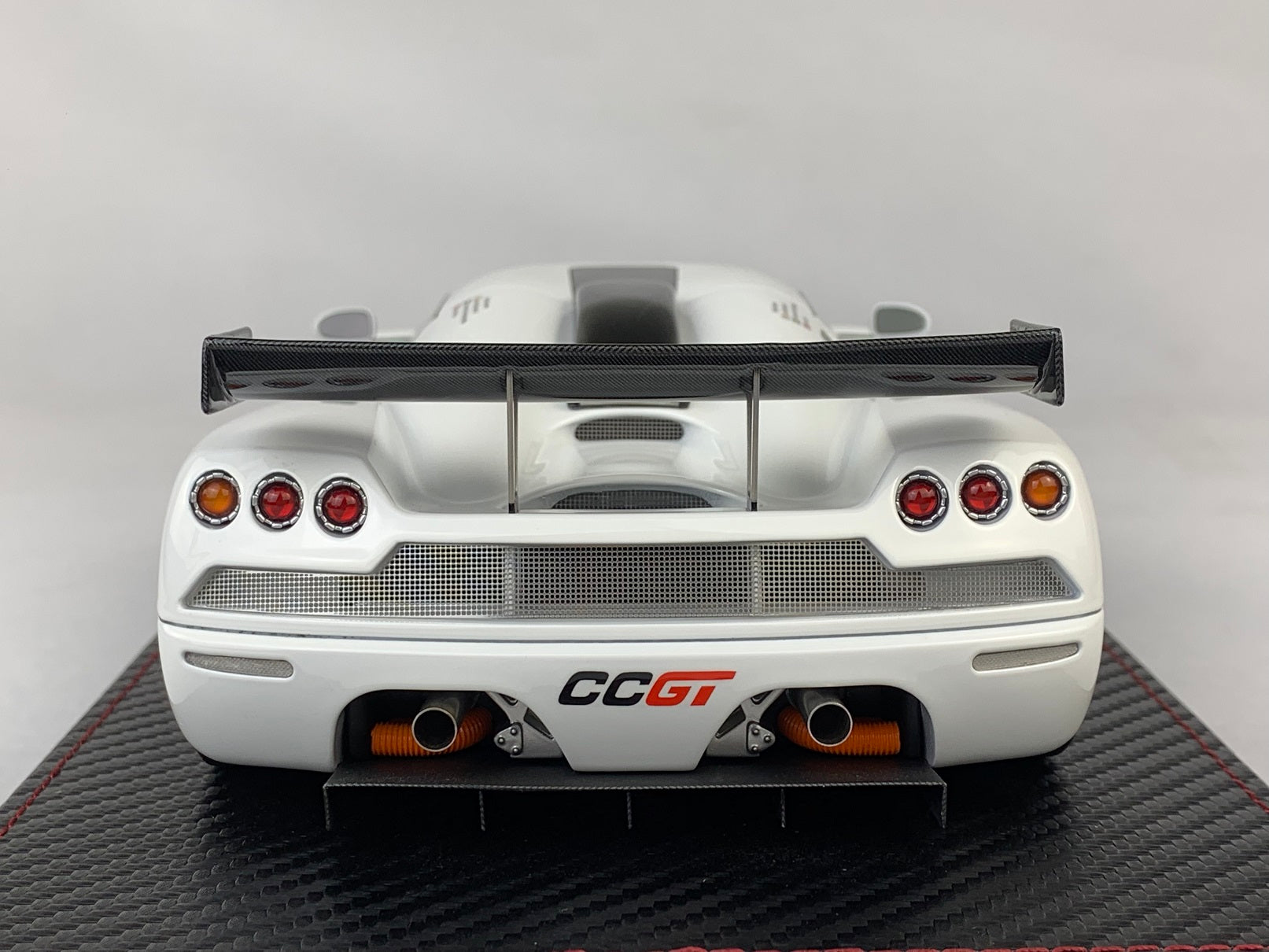 Frontiart 1:18 Koenigsegg CCGT white F070-02