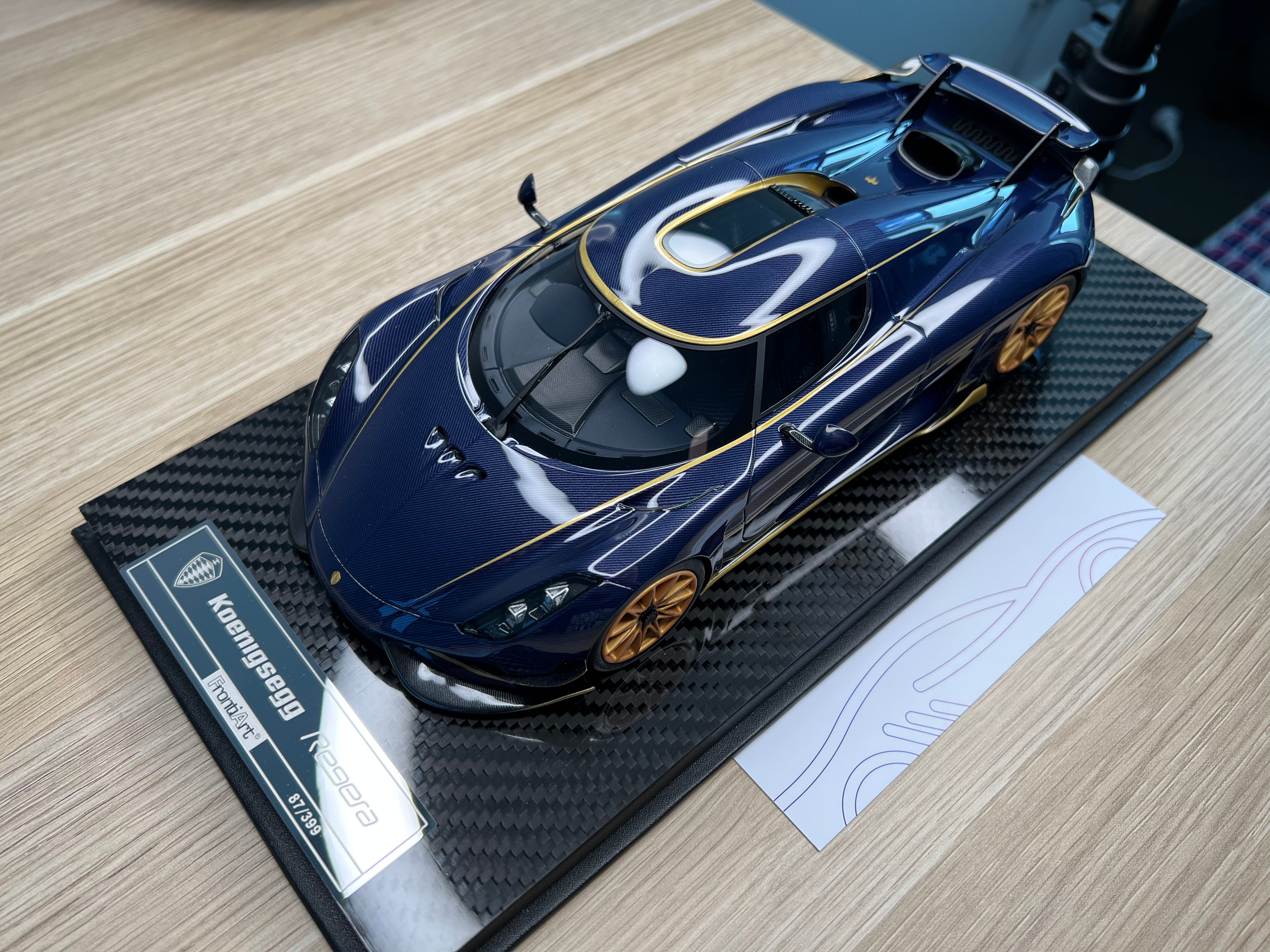 Koenigsegg Regera carbon blue tint gold wheels Zach's Garage - 1:18