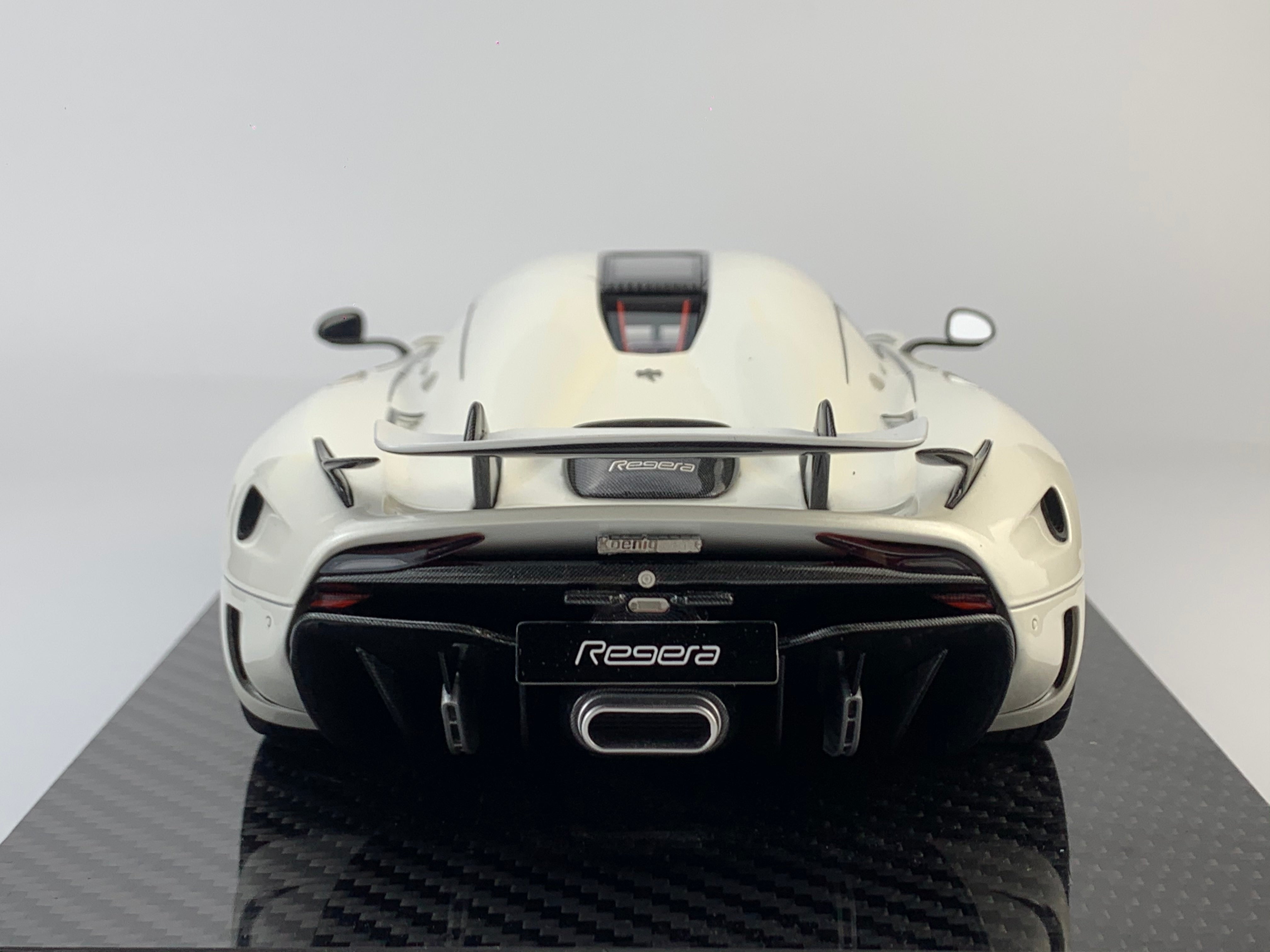 Frontiart 1:18 Koenigsegg Regera Pearl White F071-29