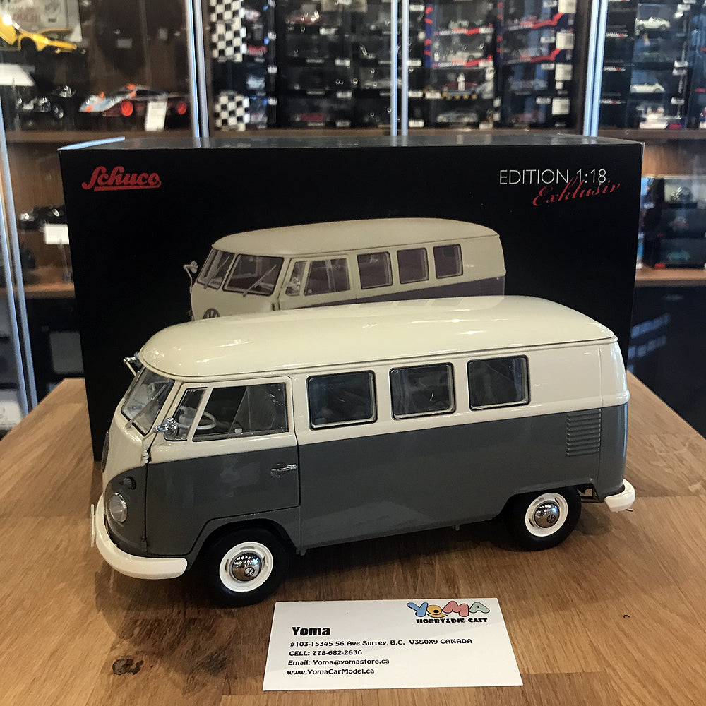 Schuco 1:18 Volkswagen VW T1 Bus Pearl White/Grey 450037500