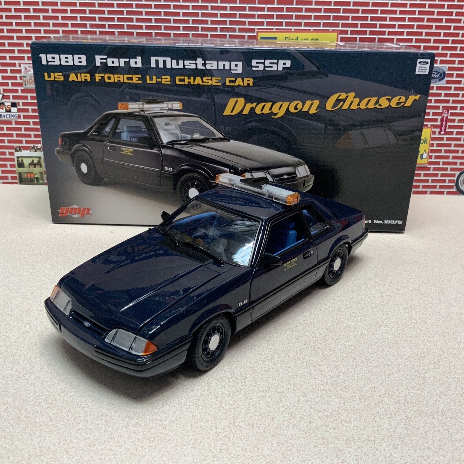 GMP 1:18 1988 Ford Mustang 5.0 SSP - U.S. Air Force U-2 Chase Car - Dragon Chaser GMP-18975