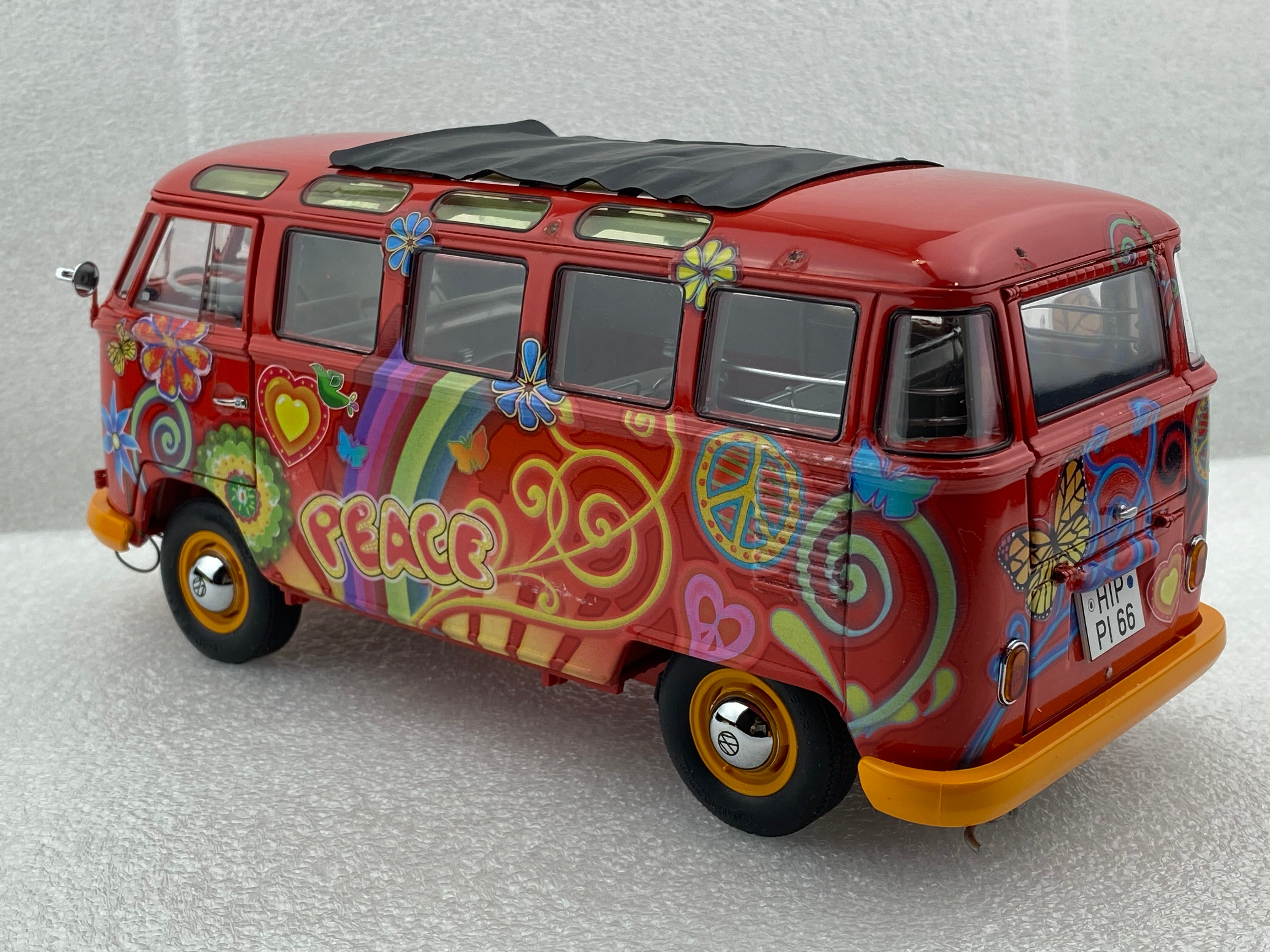 Schuco 1:18 Volkswagen T1 Samba