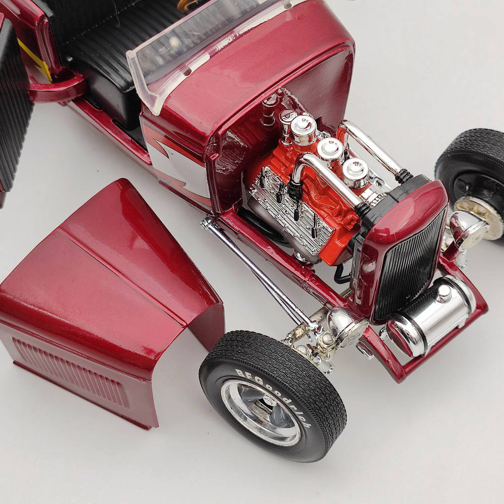 1/18 Mac Tools Funny Car FOOSE DESIGN 1932 Ford Highboy ConvertibleDiecast Model Car Limited Edition Collection Auto Toys Red Christmas Gifts