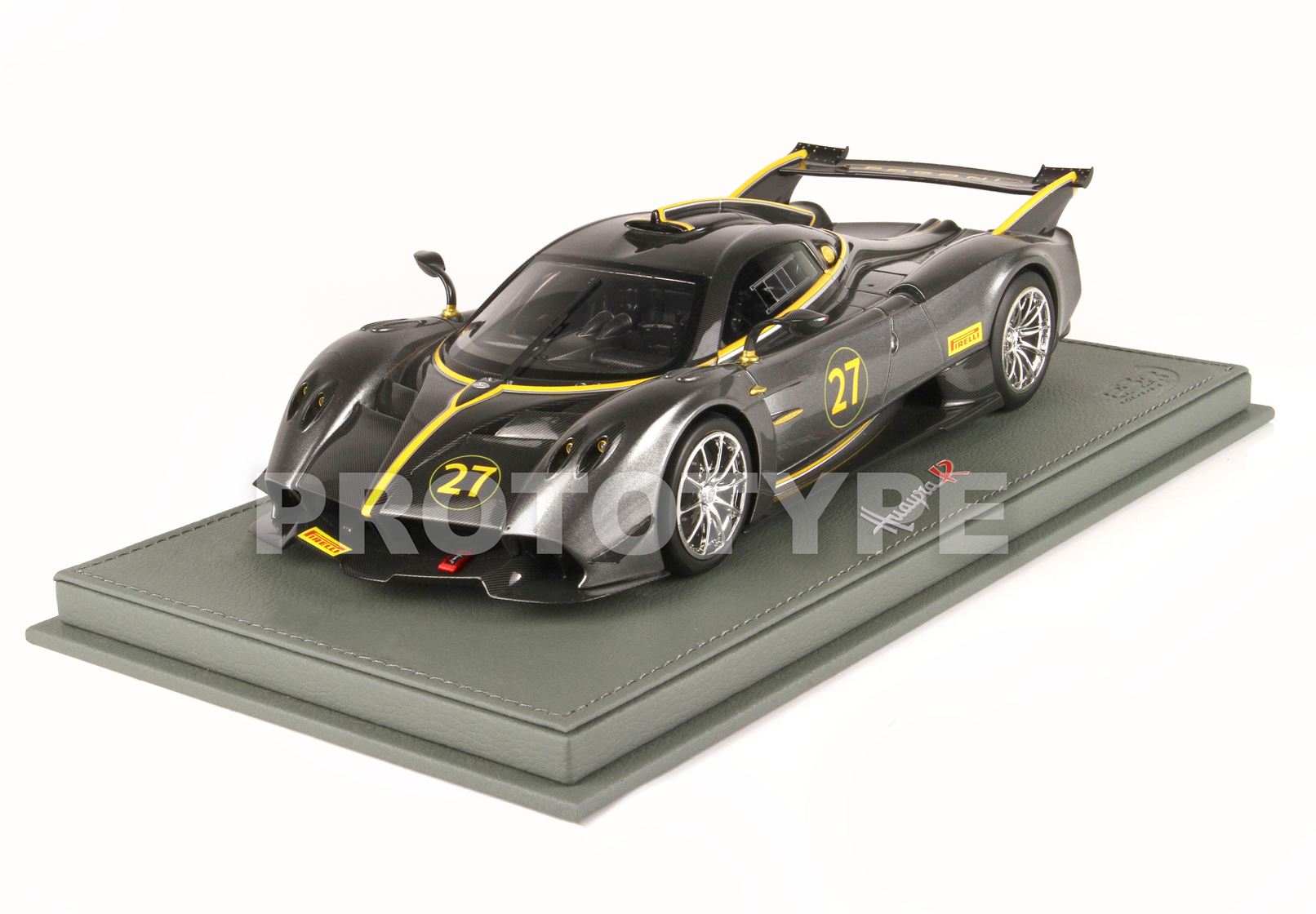 Pagani Huayra R - 1:18