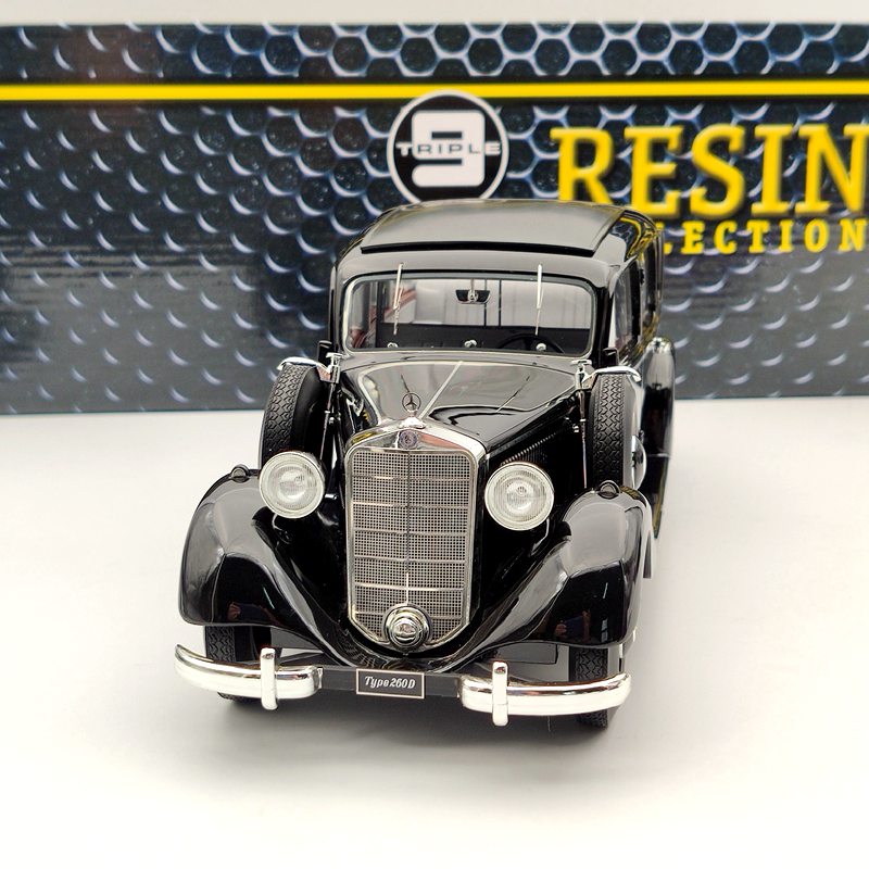1:18 Triple9 Mercedes-Benz 260D W138 Pullman Landaulet 1936 Black 1800103 Resin Models Limited Edition Auto Toys Car Collection